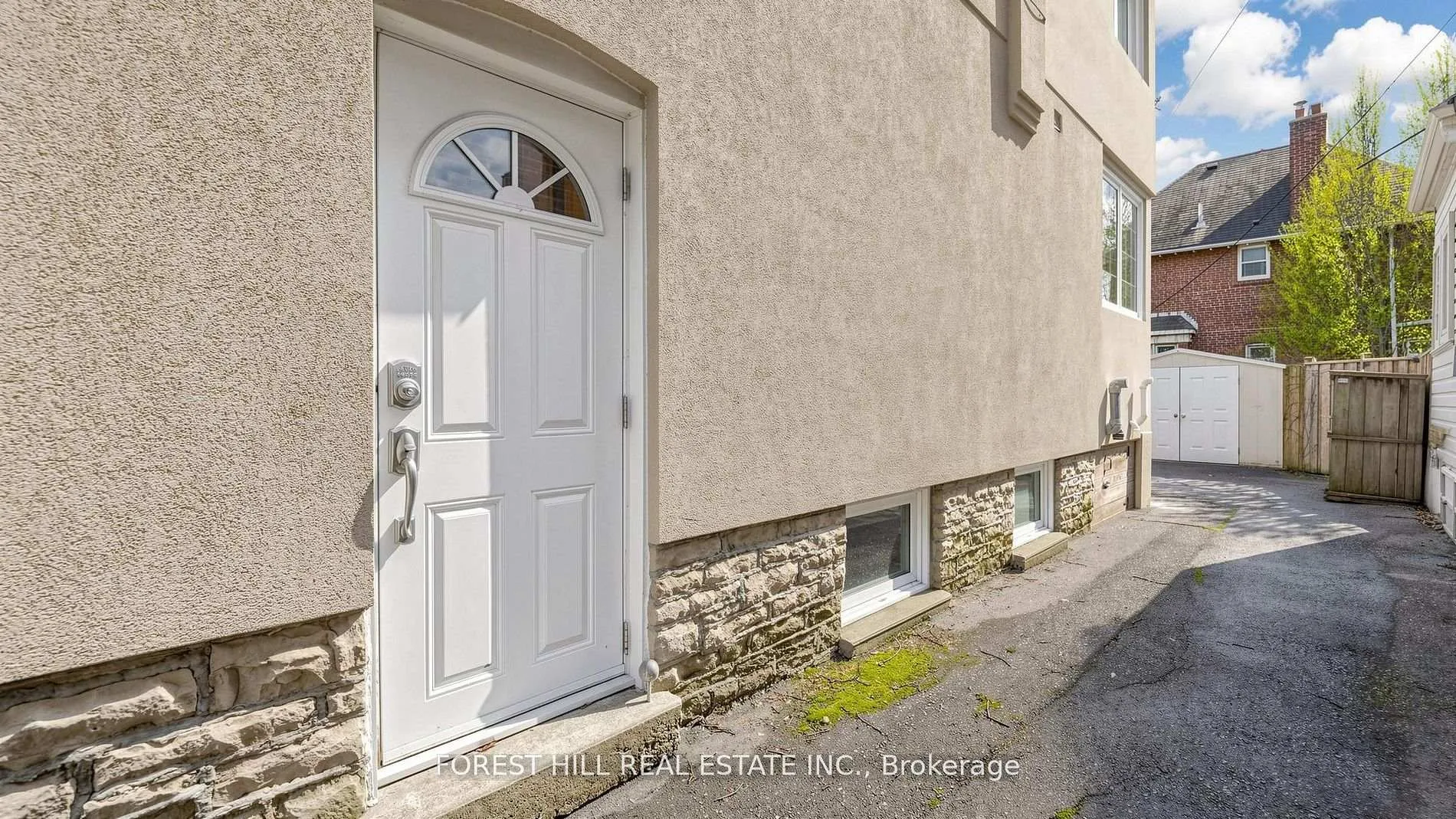 Photo 34 of 153 Glengrove Avenue W, Toronto, Lawrence Park South — HOMEH