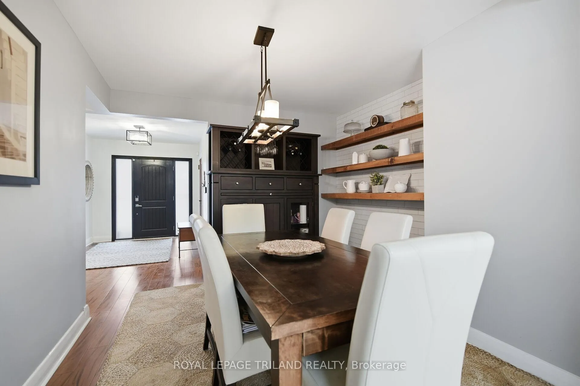 Photo 16 of 831 Riverside Drive, London, North P — HOMEH