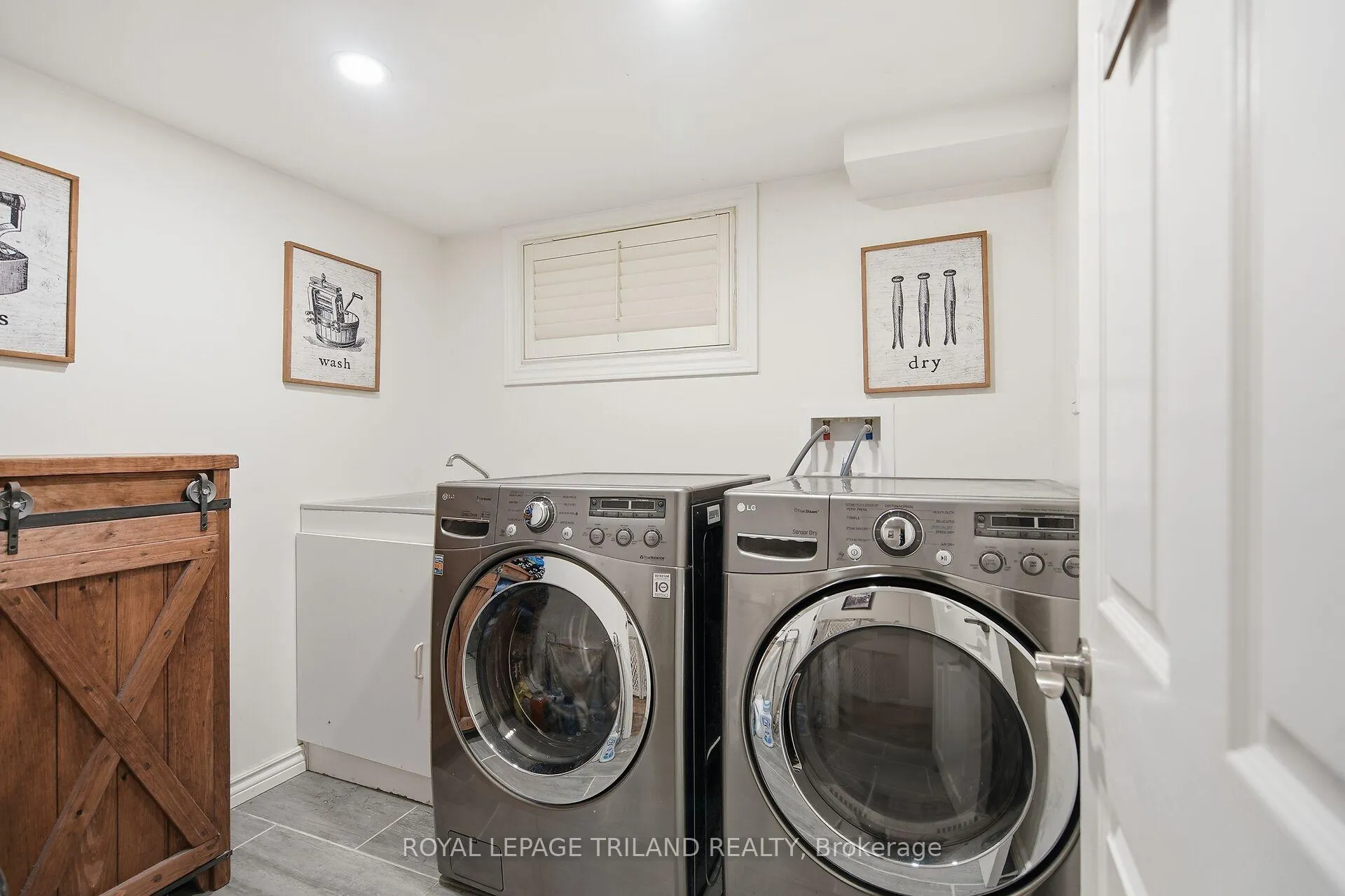 Photo 21 of 831 Riverside Drive, London, North P — HOMEH