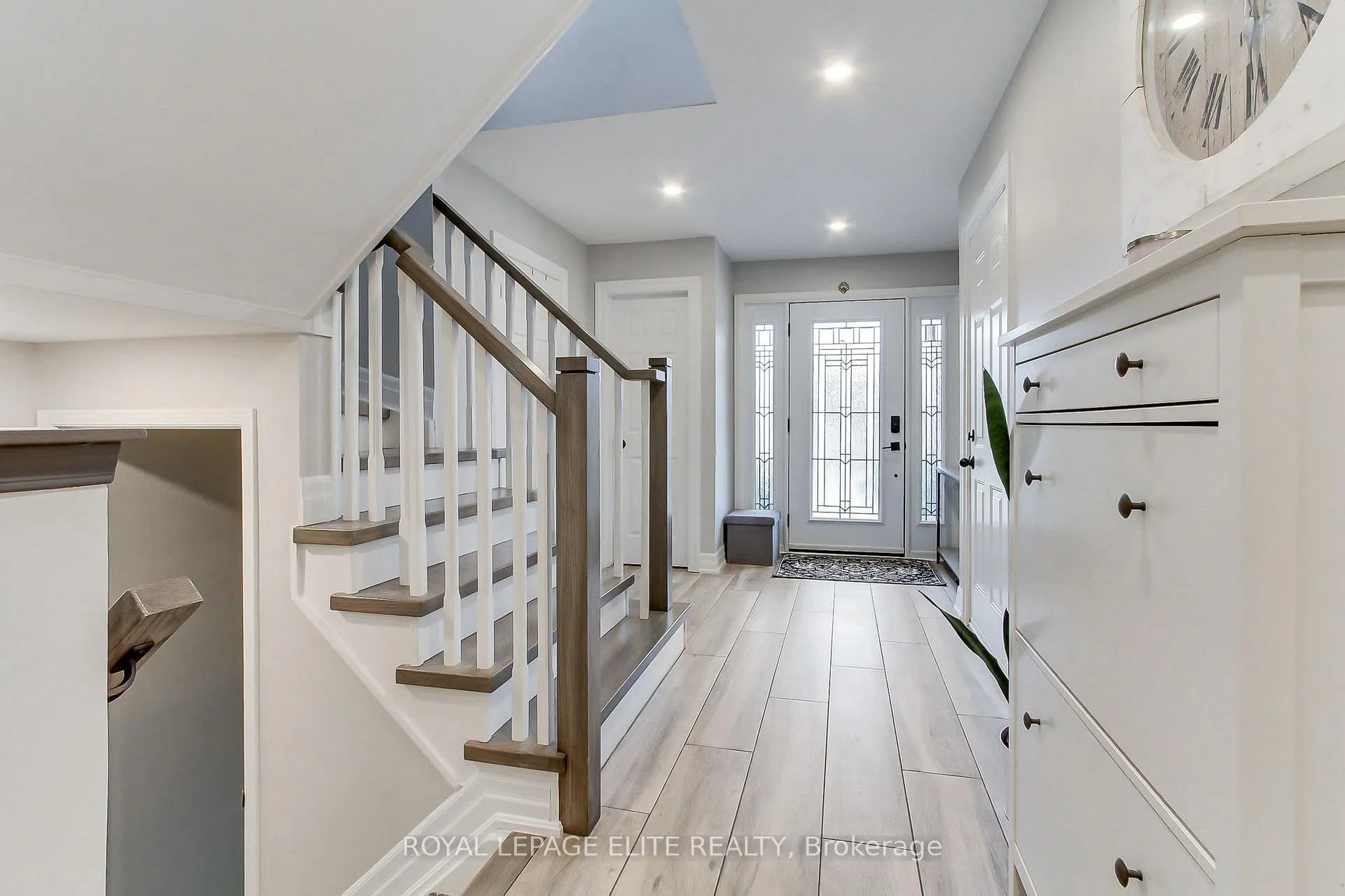 Photo 5 of 10 Stella Crescent, Caledon, Bolton East — HOMEH