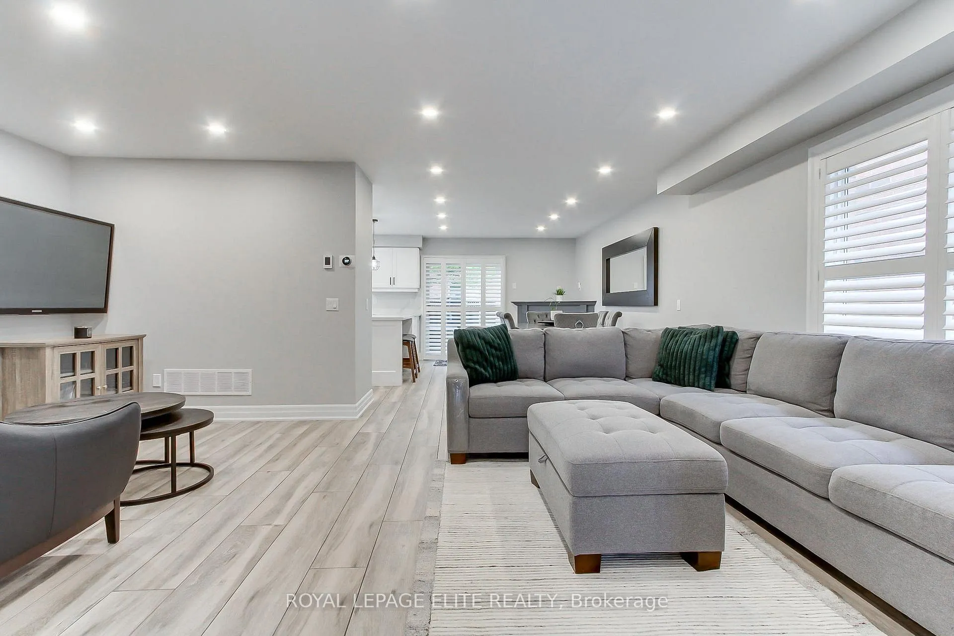 Photo 10 of 10 Stella Crescent, Caledon, Bolton East — HOMEH