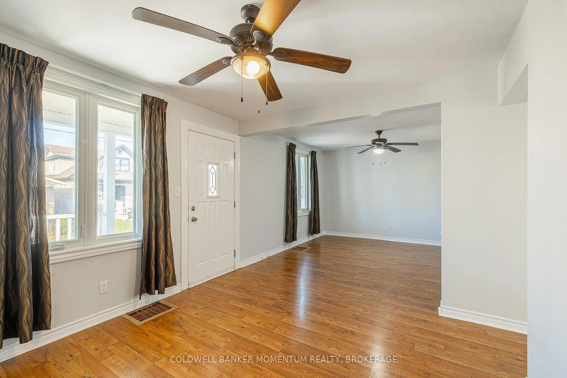 Photo 6 of 60 Patricia Street, Thorold, Thorold Downtown — HOMEH