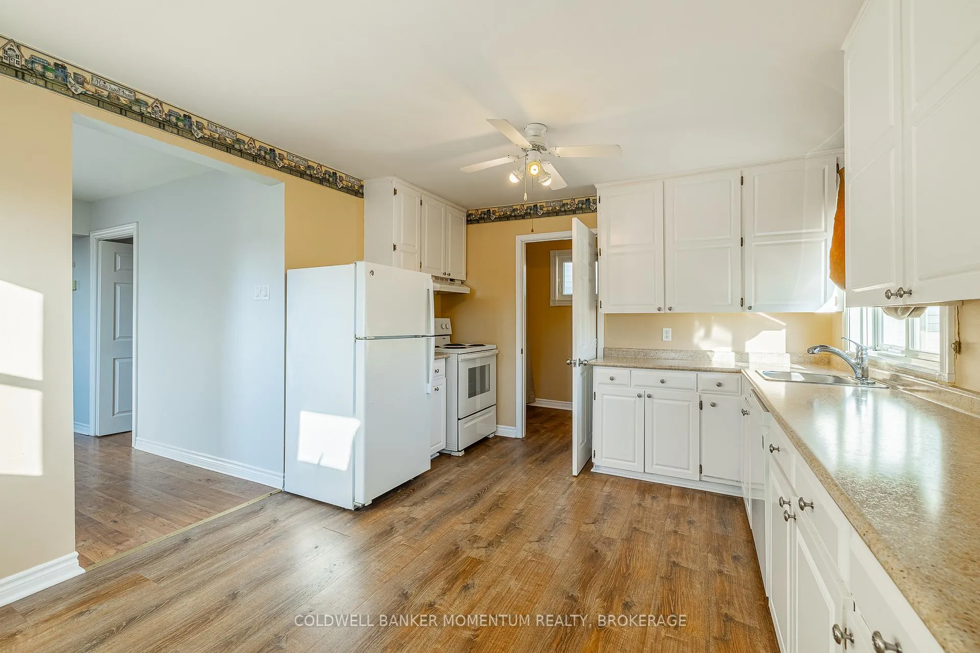 Photo 15 of 60 Patricia Street, Thorold, Thorold Downtown — HOMEH