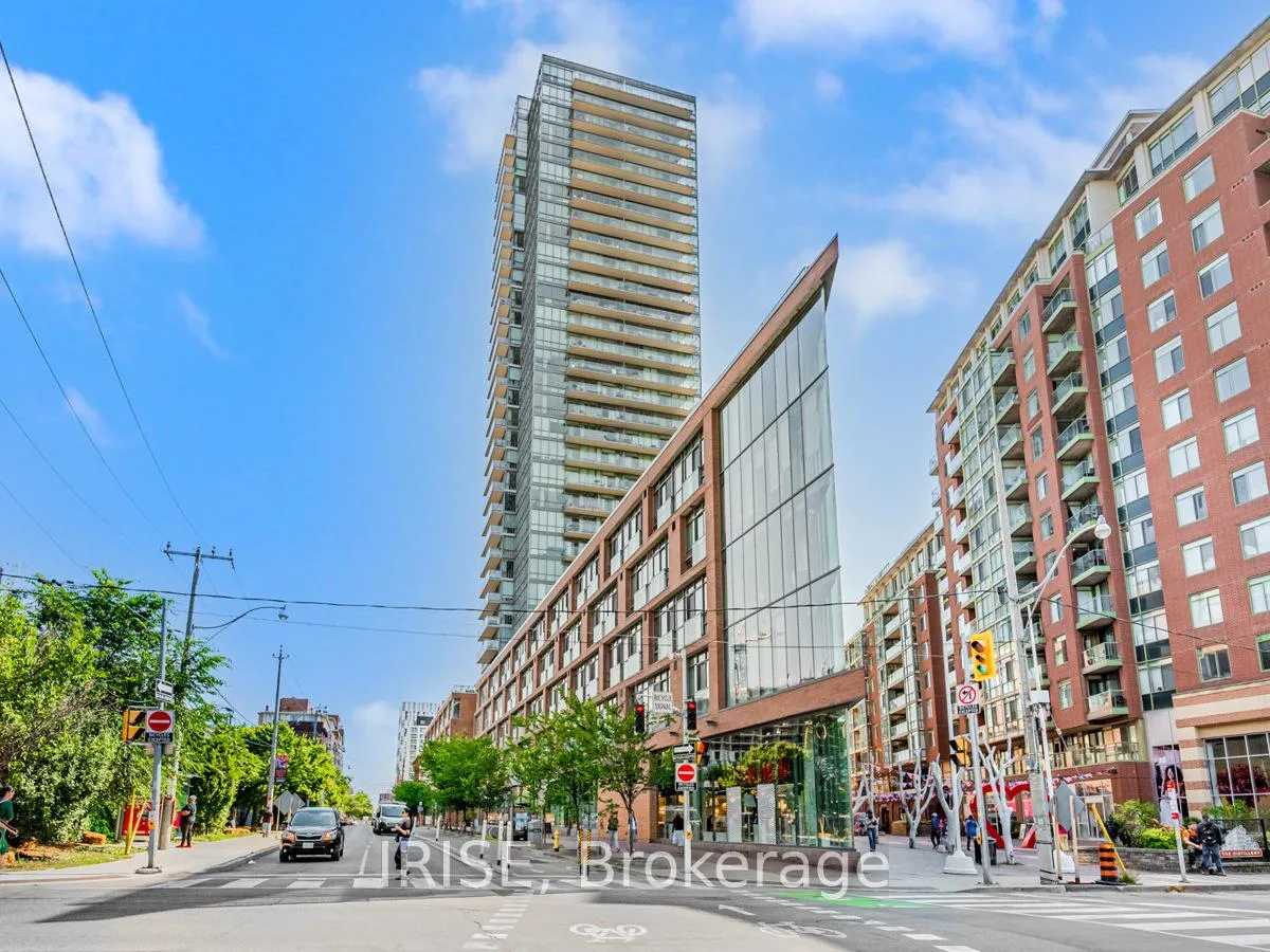 Photo 2 of Unit 1702, 33 Mill Street, Toronto, Waterfront Communities — HOMEH