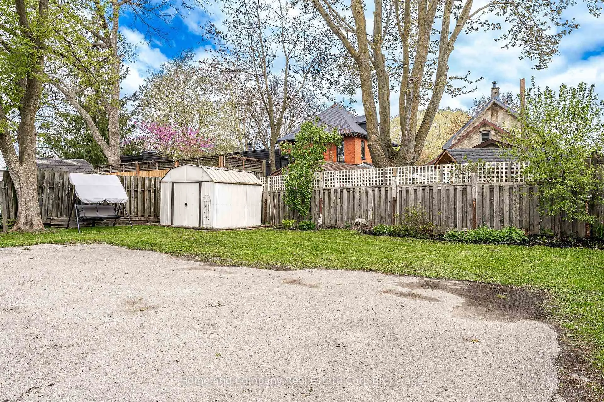 Photo 34 of 256 Huron Street, Stratford — HOMEH