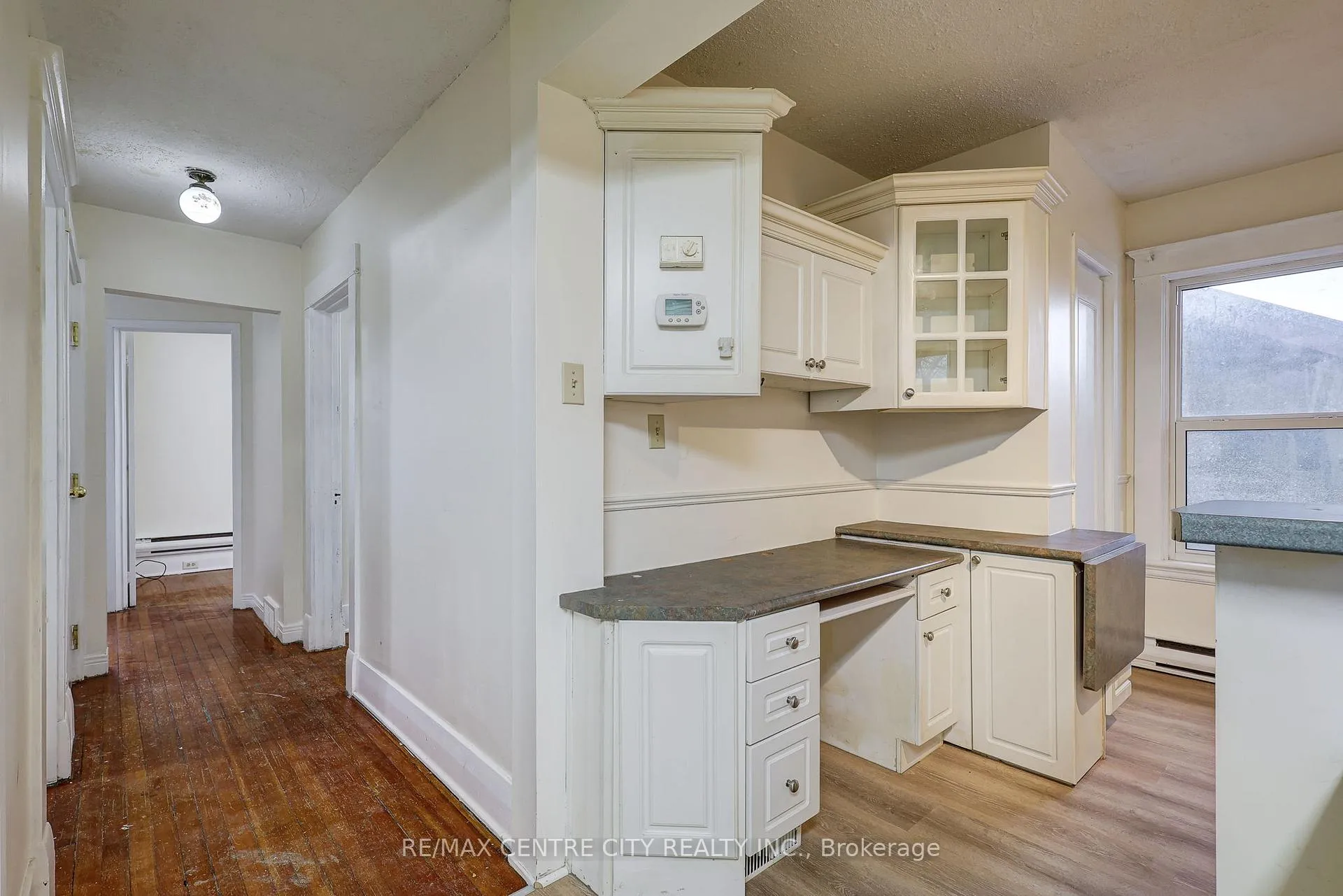 Photo 35 of 84 Wharncliffe Road S, London, South F — HOMEH
