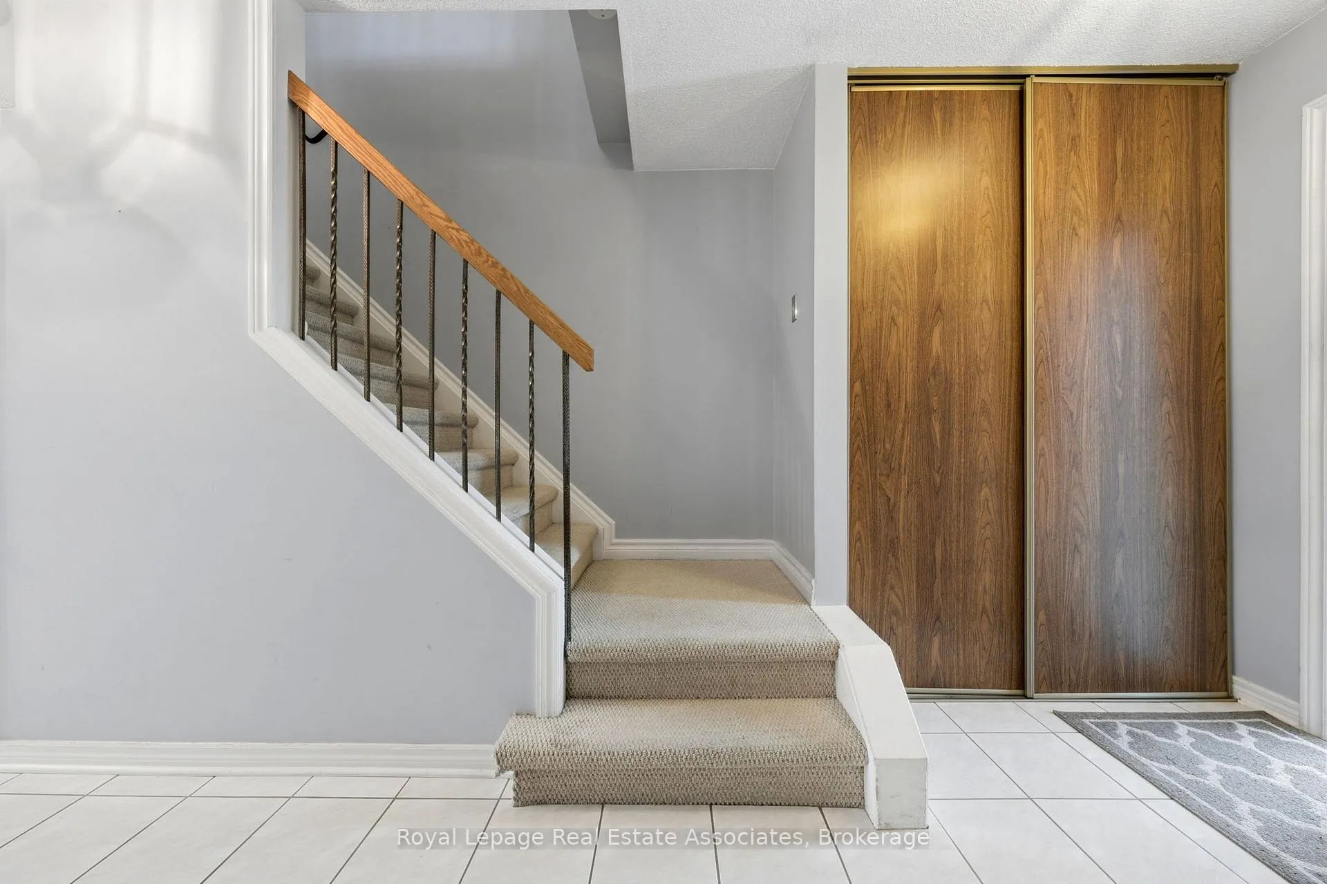 Photo 7 of 14 Beisel Court, Brampton, Heart Lake West — HOMEH