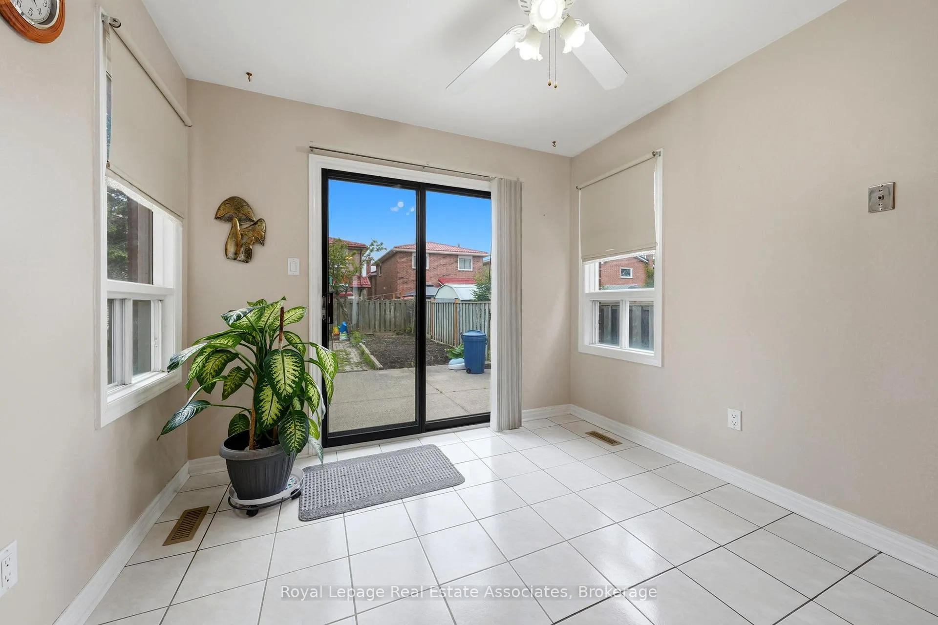 Photo 13 of 14 Beisel Court, Brampton, Heart Lake West — HOMEH