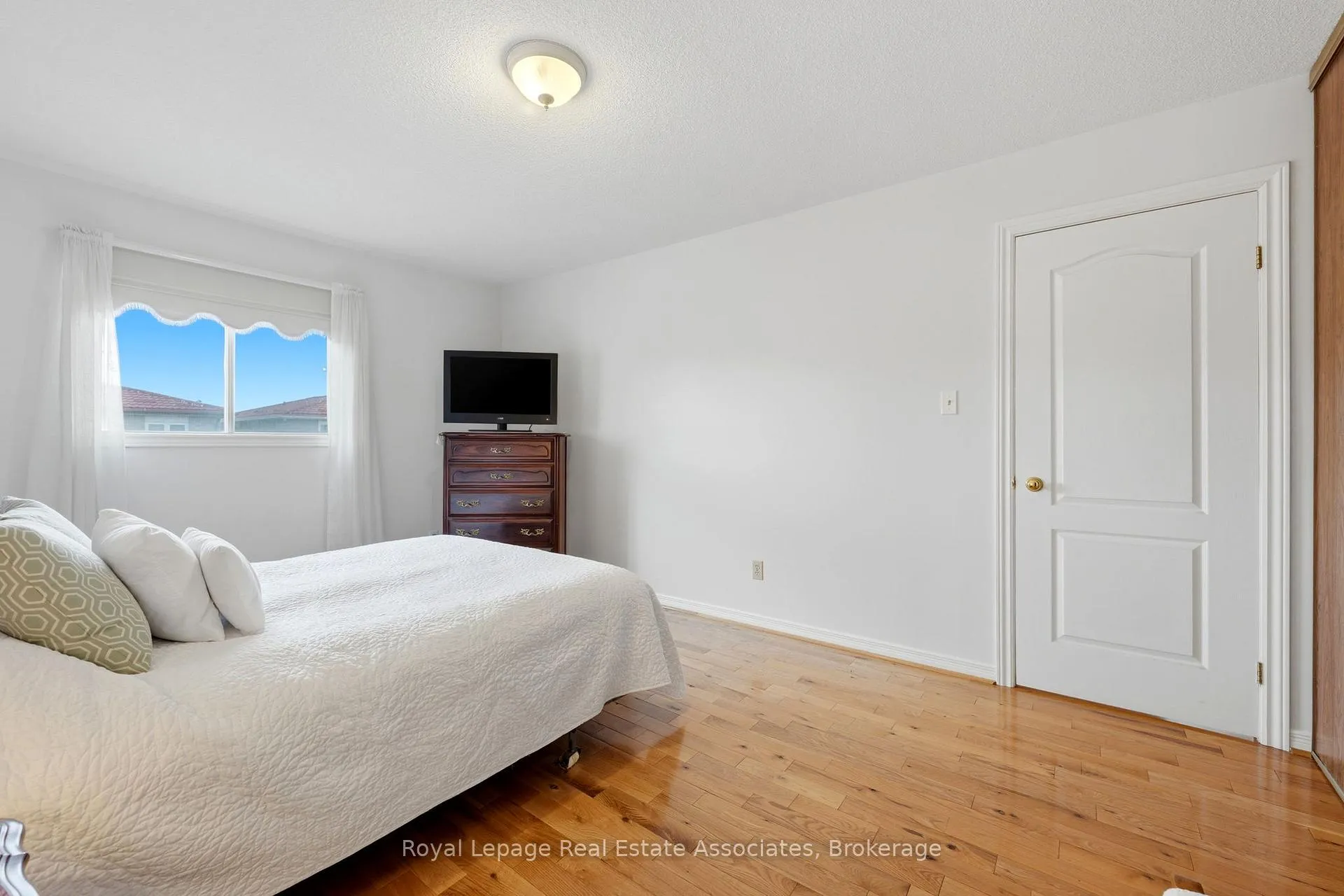 Photo 27 of 14 Beisel Court, Brampton, Heart Lake West — HOMEH