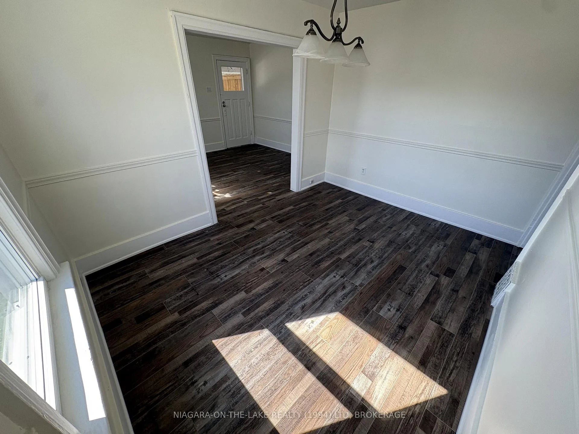 Photo 5 of 4887 Morrison Street S, Niagara Falls, Cherrywood — HOMEH