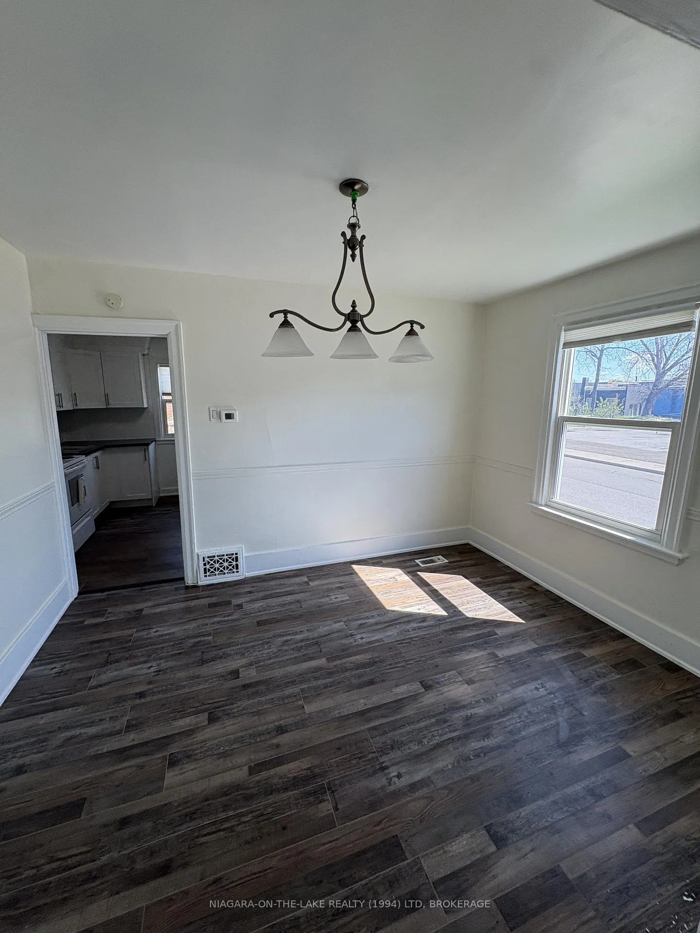Photo 6 of 4887 Morrison Street S, Niagara Falls, Cherrywood — HOMEH