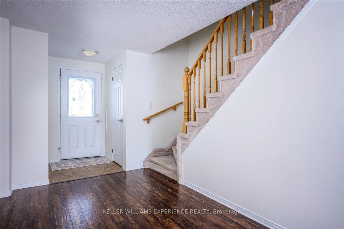 Photo 11 of 70 Weymouth Road, Barrie, Georgian Drive — HOMEH