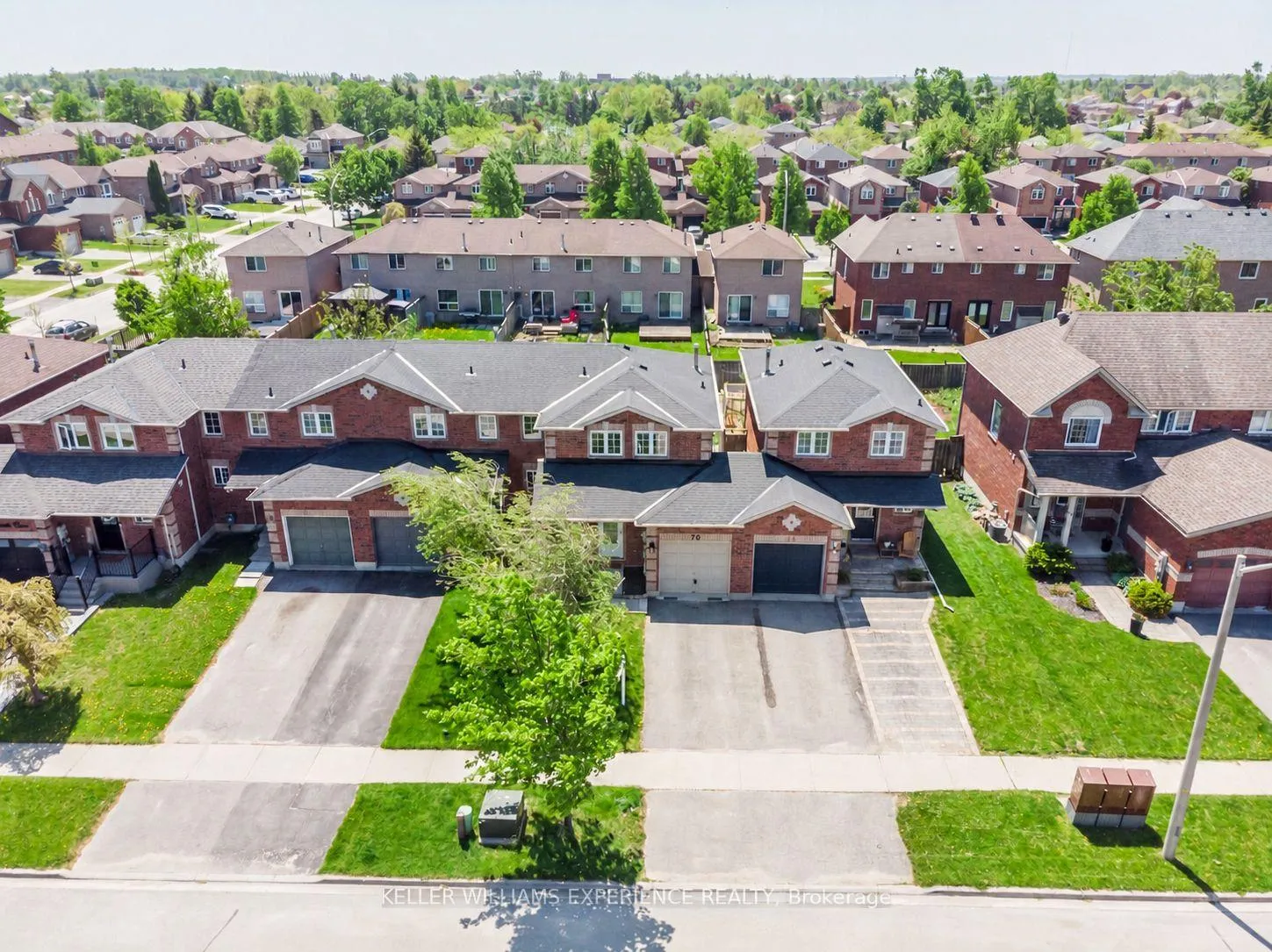 Photo 2 of 70 Weymouth Road, Barrie, Georgian Drive — HOMEH
