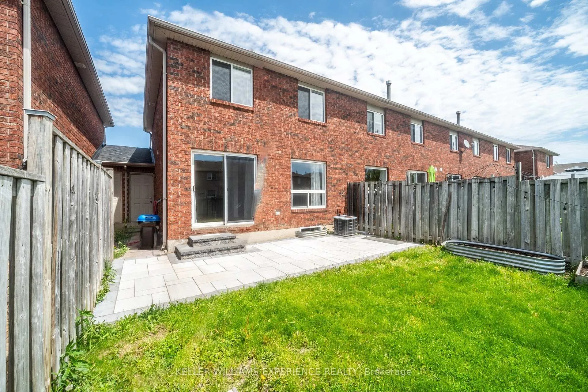 Photo 8 of 70 Weymouth Road, Barrie, Georgian Drive — HOMEH