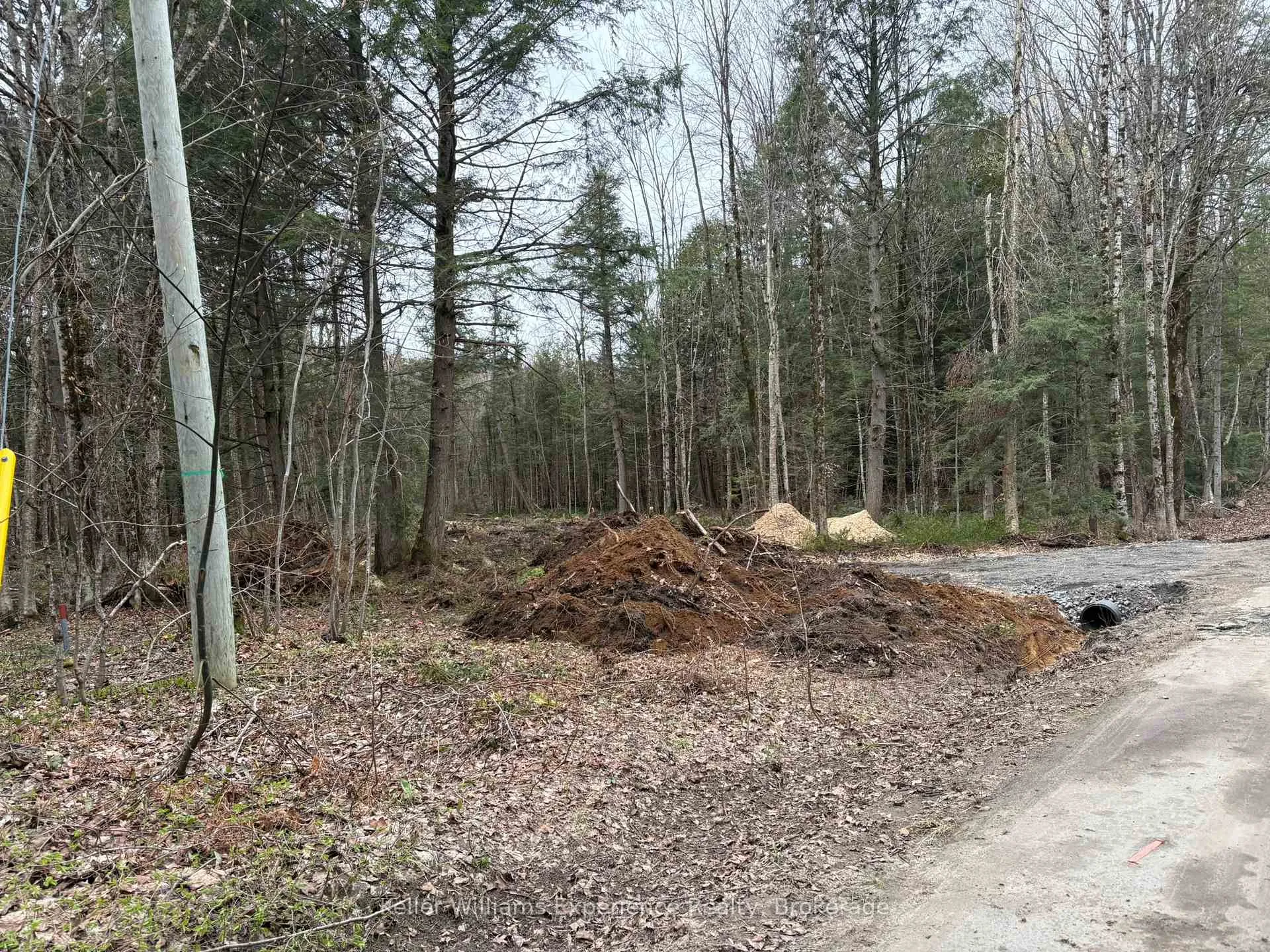 Photo 3 of Uffington Road, Bracebridge, Draper — HOMEH