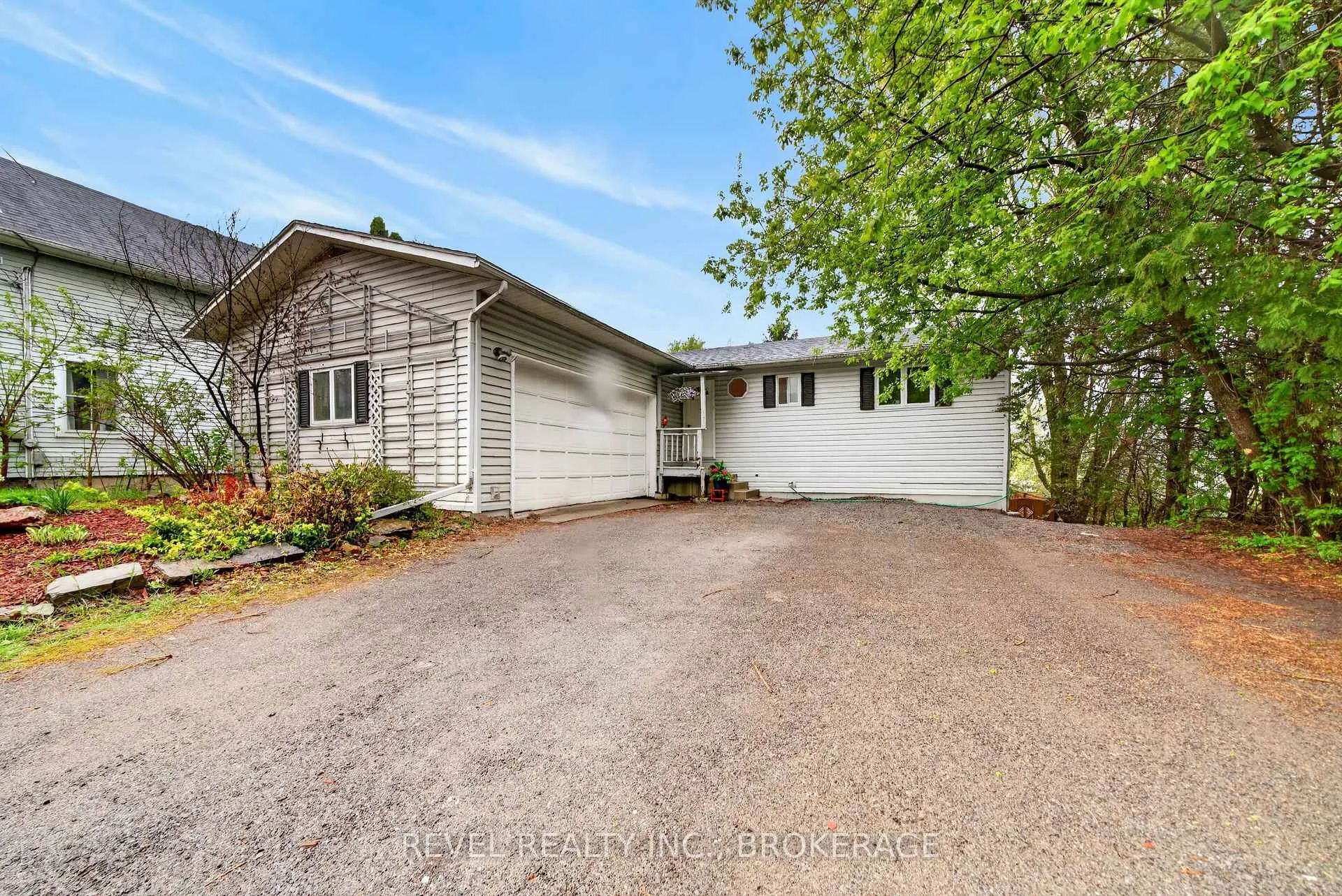 Photo 1 of 4331 Mill Street, Frontenac, Frontenac South — HOMEH