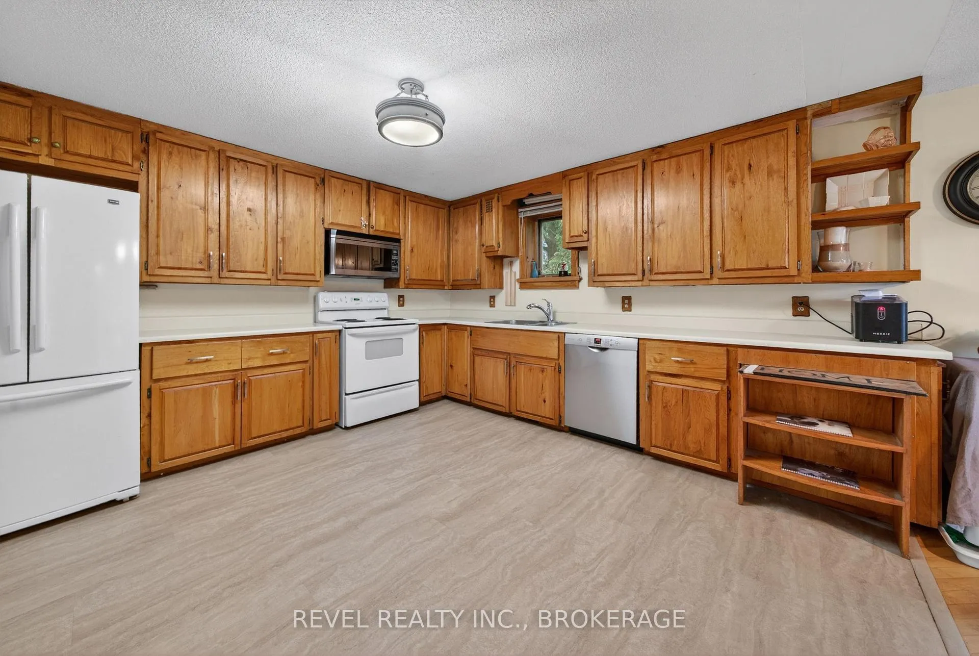 Photo 8 of 4331 Mill Street, Frontenac, Frontenac South — HOMEH