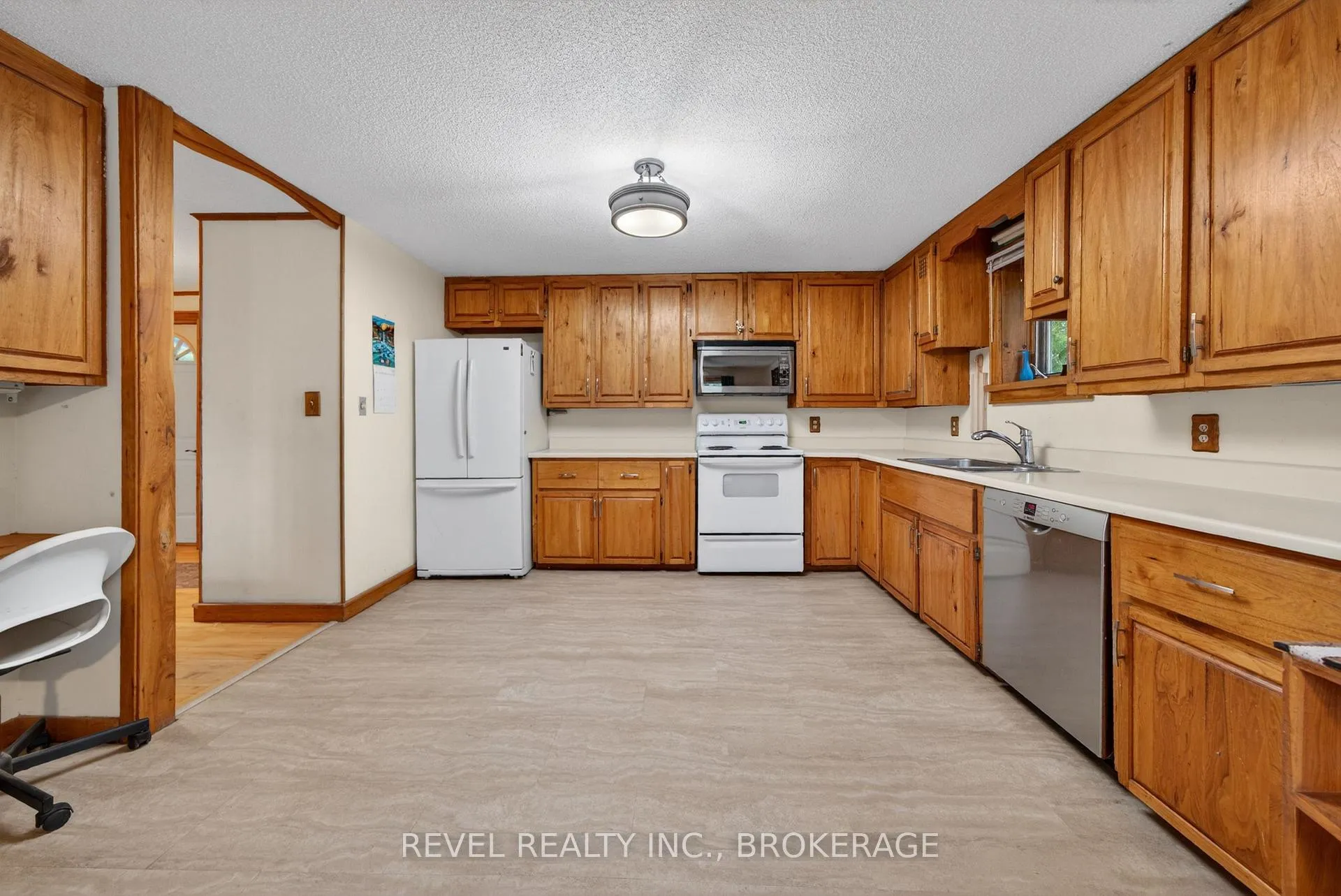 Photo 9 of 4331 Mill Street, Frontenac, Frontenac South — HOMEH