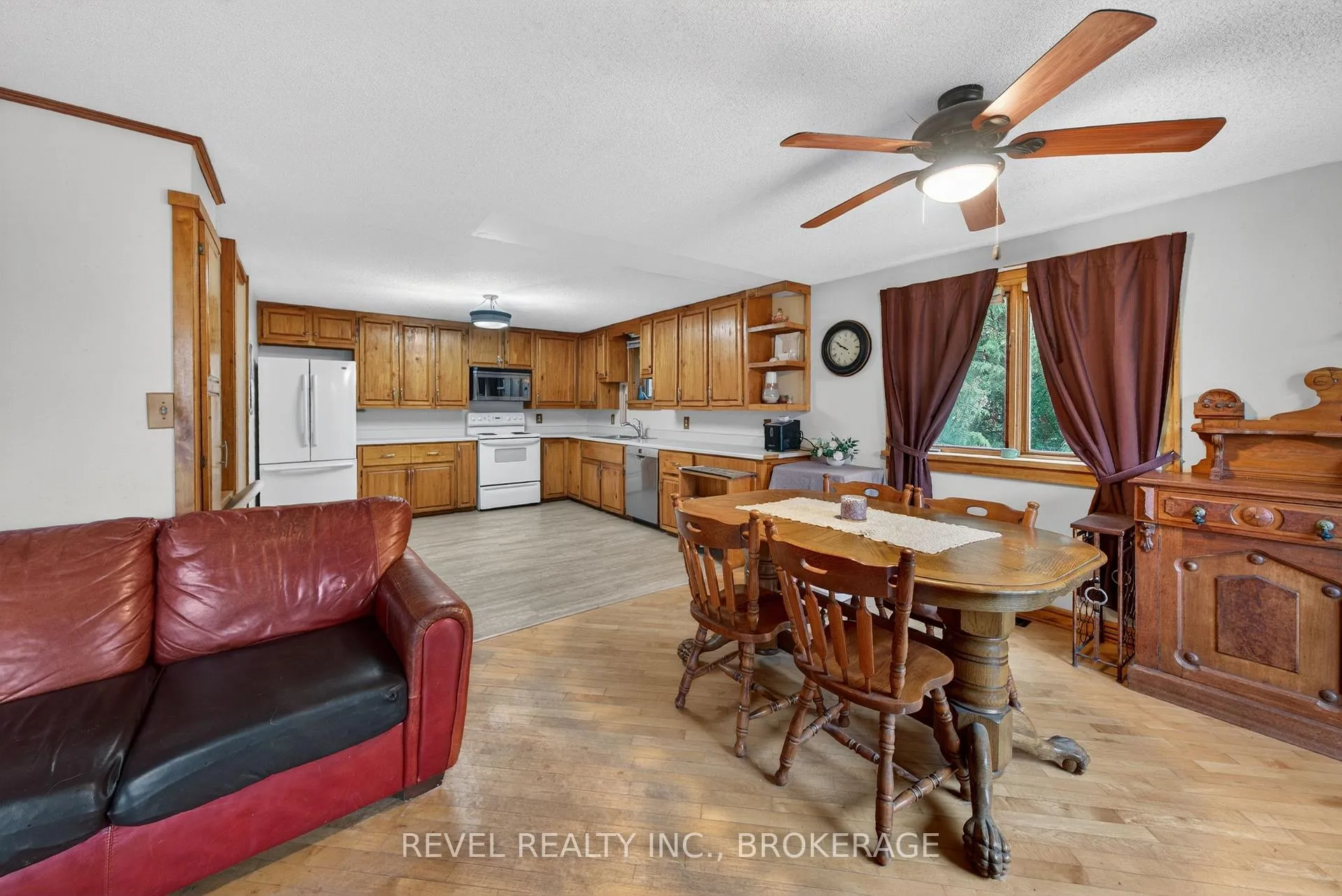 Photo 14 of 4331 Mill Street, Frontenac, Frontenac South — HOMEH