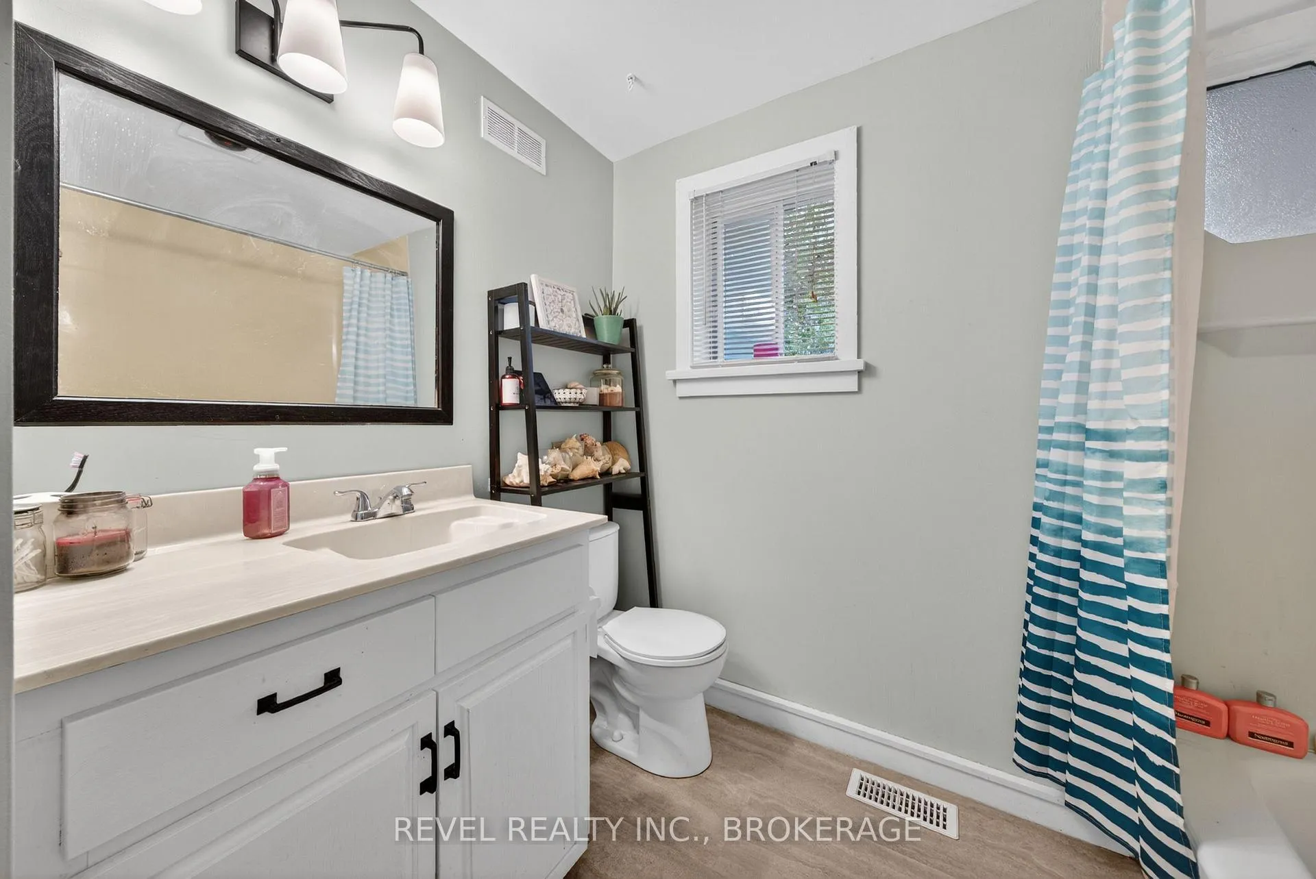 Photo 18 of 4331 Mill Street, Frontenac, Frontenac South — HOMEH