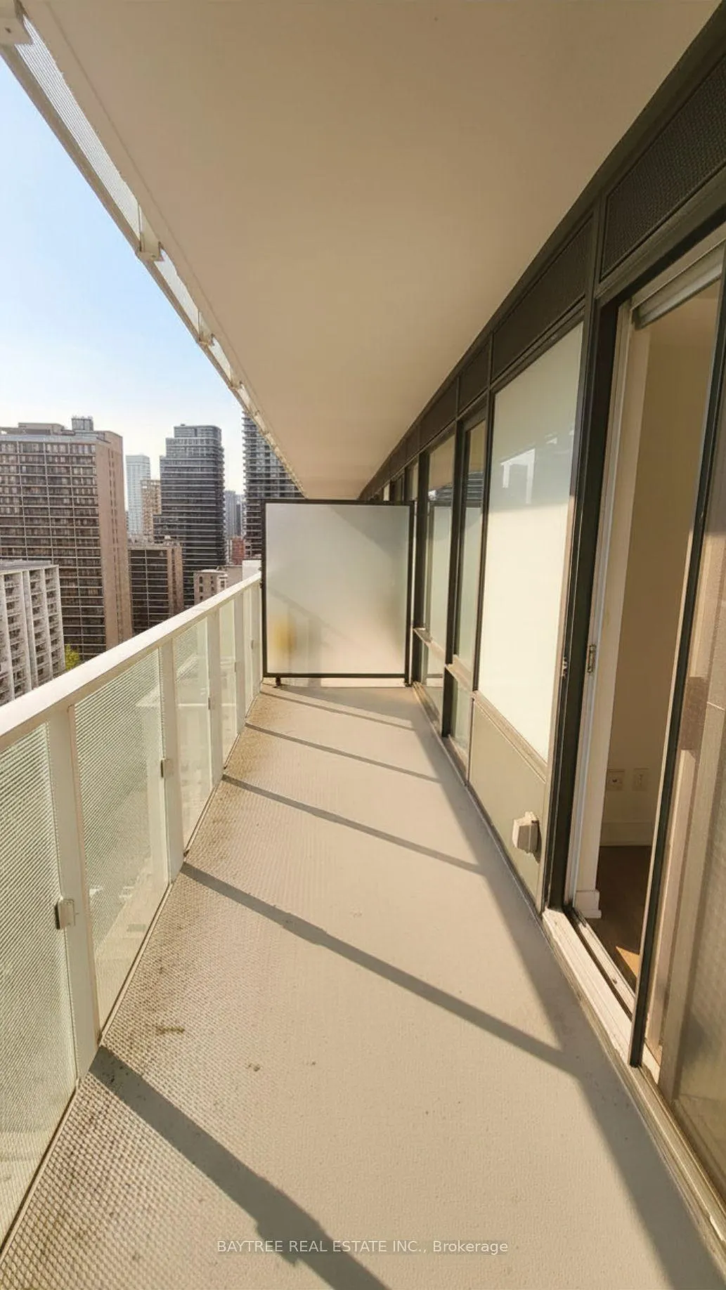 Photo 4 of Unit 1305, 501 Yonge Street, Toronto, Church-Yonge Corridor — HOMEH