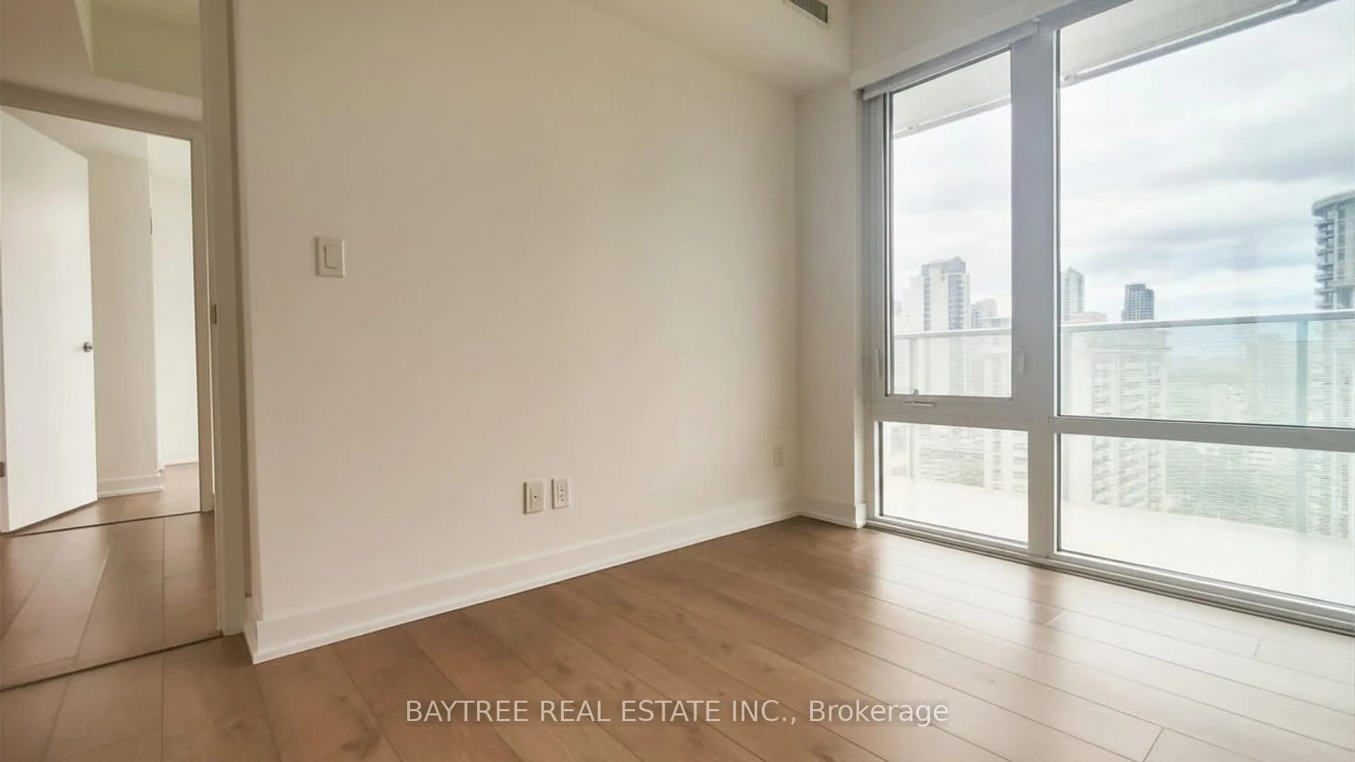 Photo 9 of Unit 1305, 501 Yonge Street, Toronto, Church-Yonge Corridor — HOMEH