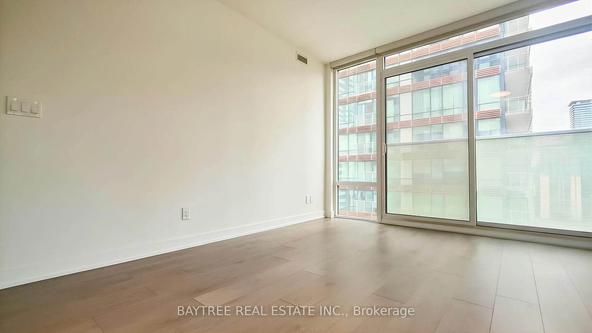 Photo 14 of Unit 1305, 501 Yonge Street, Toronto, Church-Yonge Corridor — HOMEH
