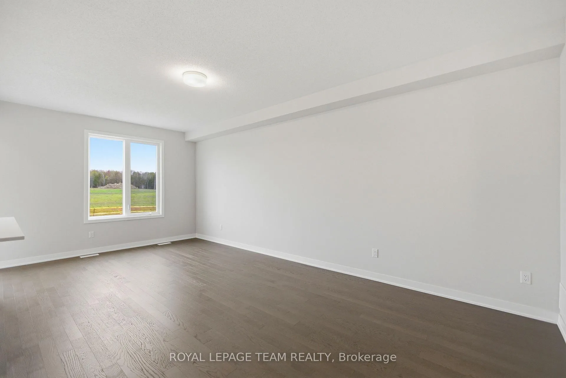 Photo 10 of 984 De Pencier Drive, North Grenville, North Grenville Twp (Kemptville South) — HOMEH