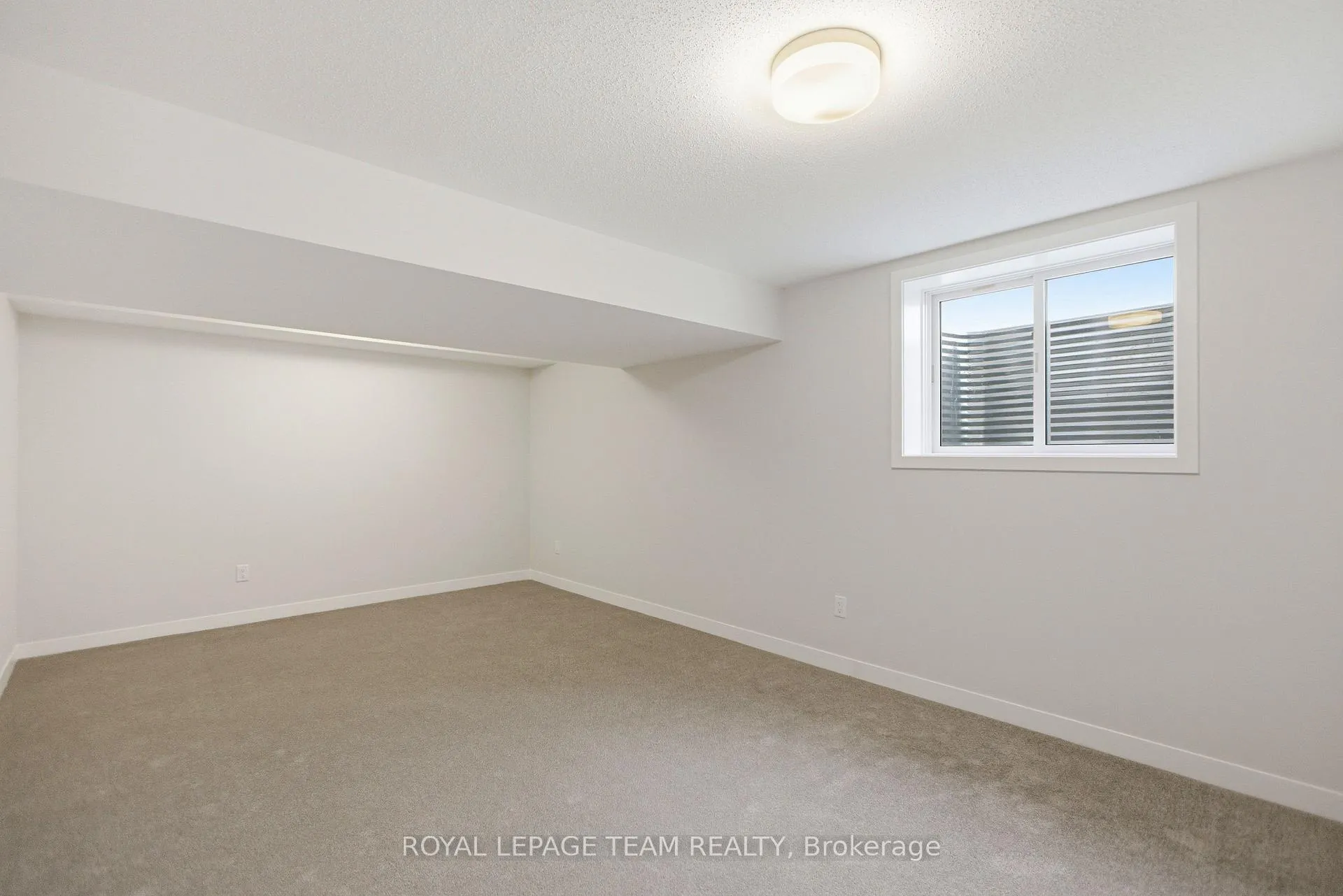 Photo 21 of 984 De Pencier Drive, North Grenville, North Grenville Twp (Kemptville South) — HOMEH
