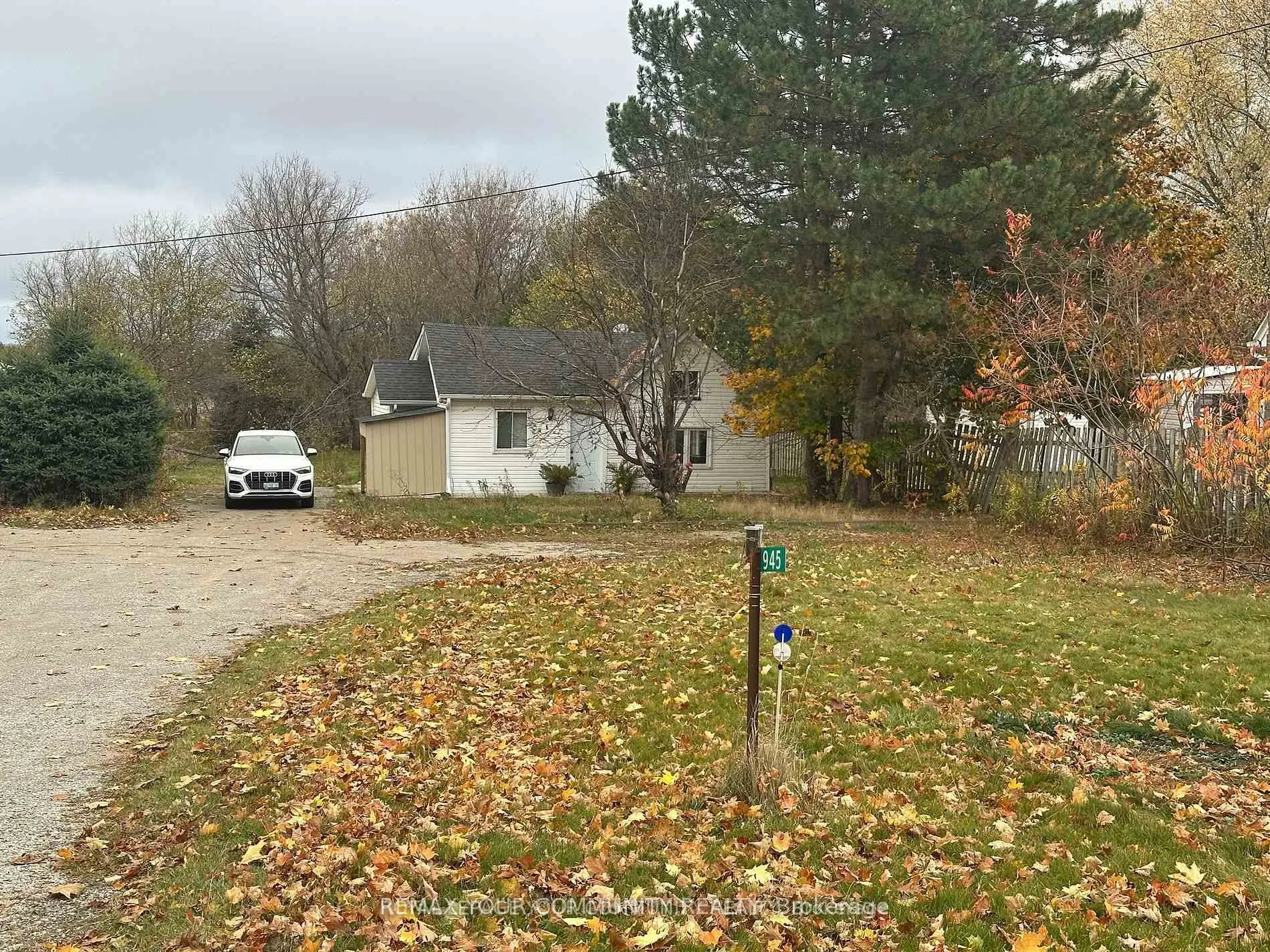 Photo 3 of 945 Yonge Street, Barrie, Painswick South — HOMEH