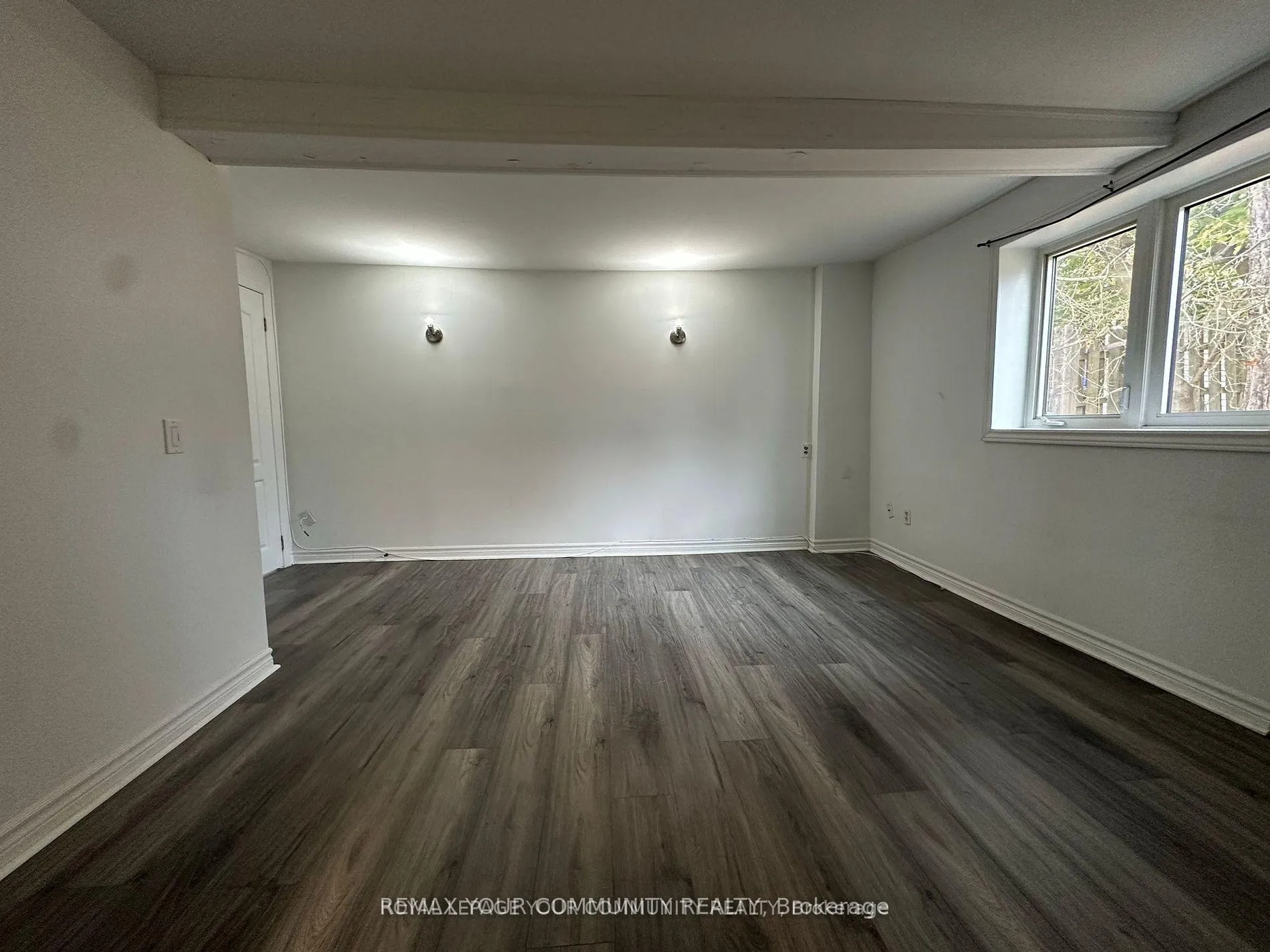 Photo 18 of 945 Yonge Street, Barrie, Painswick South — HOMEH