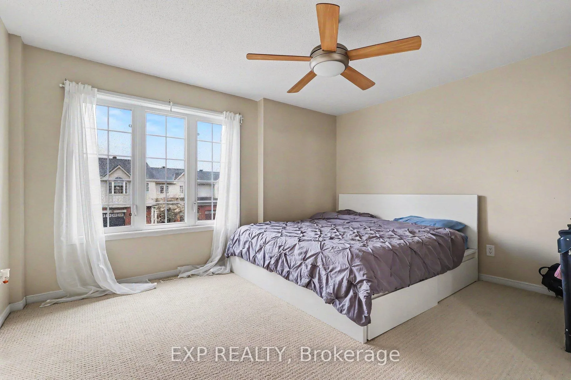 Photo 10 of 273 Rolling Meadow Crescent, Ottawa, Mer Bleue/Bradley Estates/Anderson Park — HOMEH