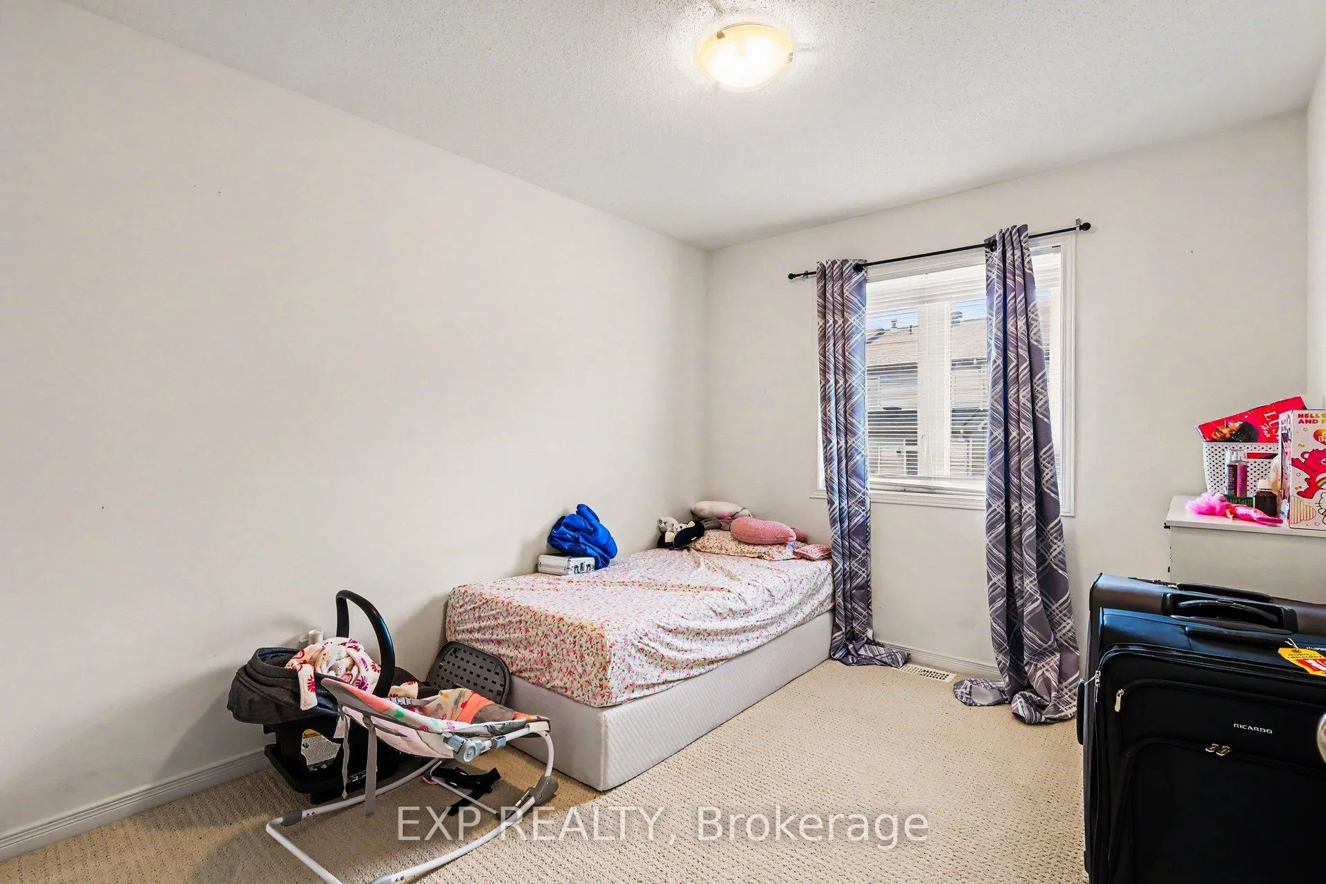 Photo 15 of 273 Rolling Meadow Crescent, Ottawa, Mer Bleue/Bradley Estates/Anderson Park — HOMEH