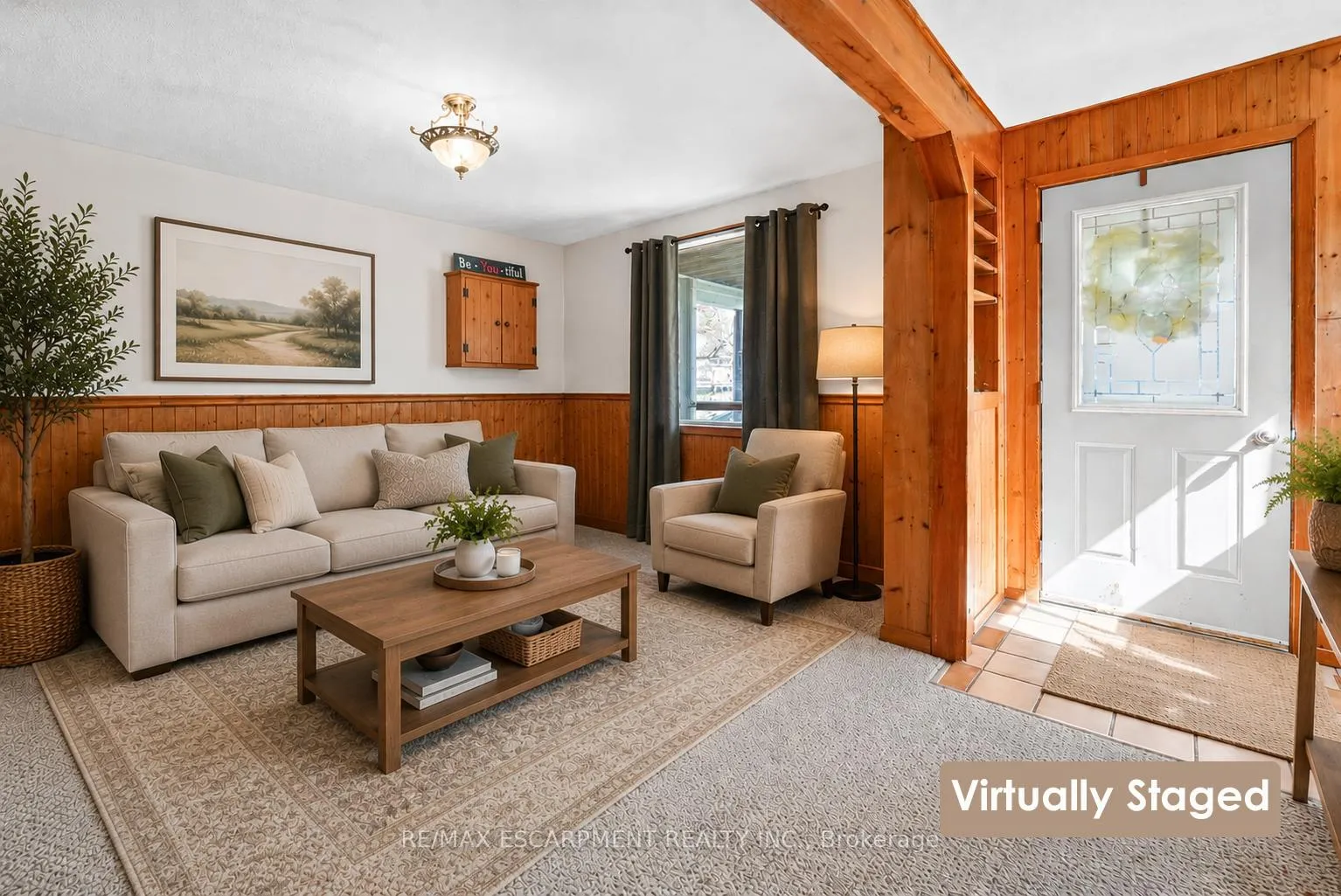 Photo 3 of 520 Alder Street E, Haldimand, Dunnville — HOMEH