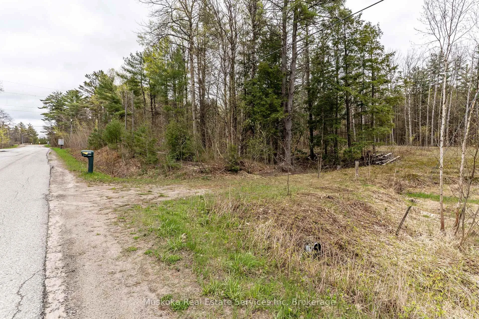 Photo 2 of 1023 Sparrow Lake Route D, Gravenhurst, Morrison — HOMEH