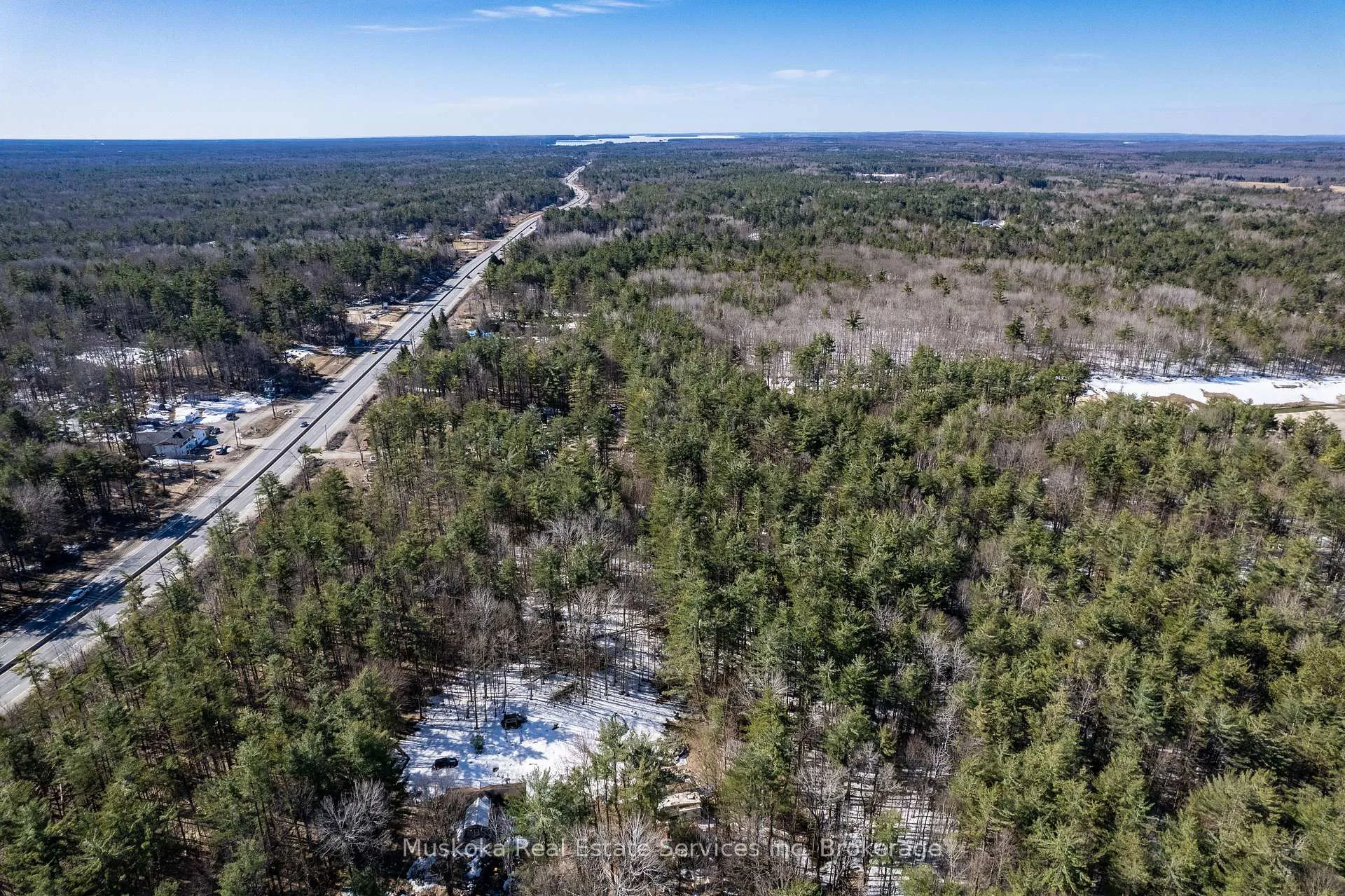 Photo 11 of 1023 Sparrow Lake Route D, Gravenhurst, Morrison — HOMEH
