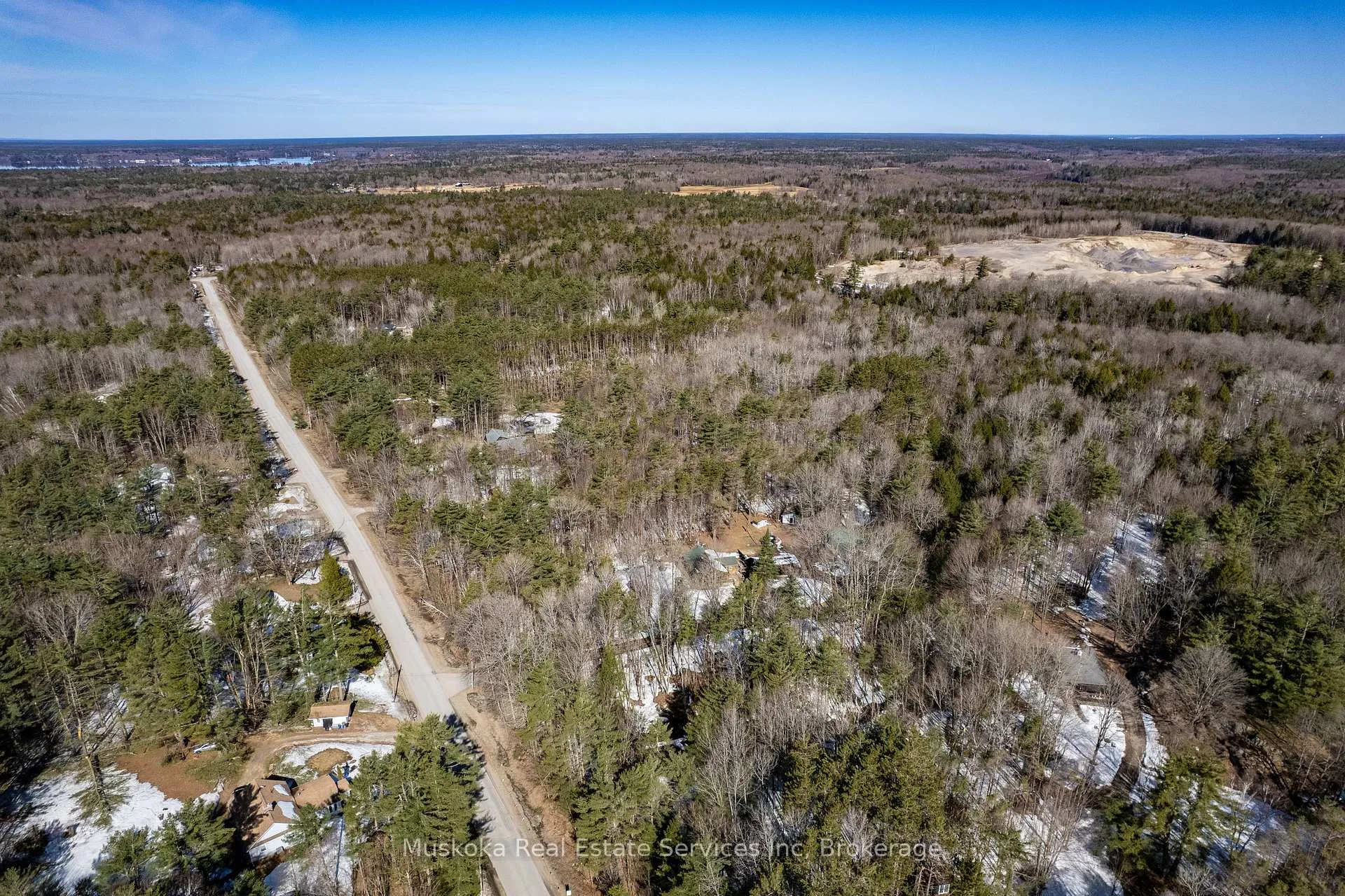 Photo 14 of 1023 Sparrow Lake Route D, Gravenhurst, Morrison — HOMEH
