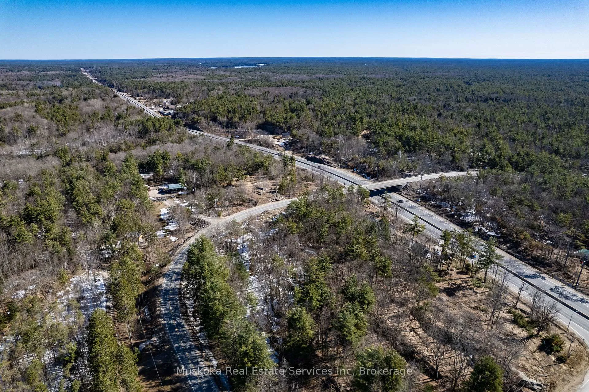 Photo 15 of 1023 Sparrow Lake Route D, Gravenhurst, Morrison — HOMEH