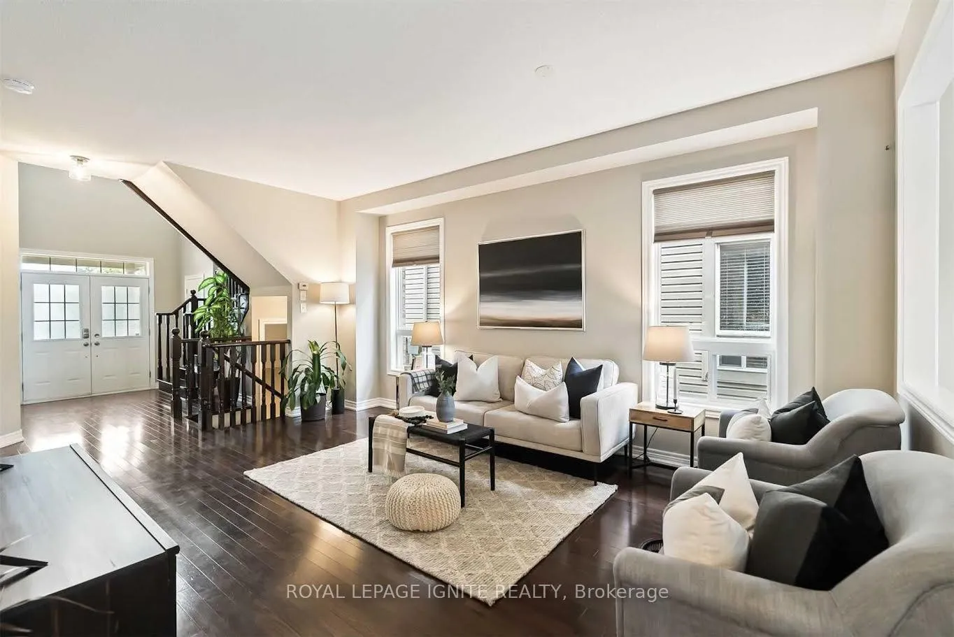 Photo 7 of 54 Albert Street, Clarington, Bowmanville — HOMEH