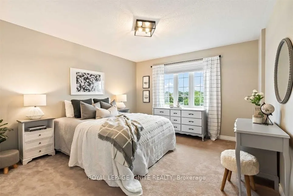 Photo 16 of 54 Albert Street, Clarington, Bowmanville — HOMEH