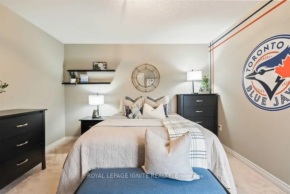 Photo 21 of 54 Albert Street, Clarington, Bowmanville — HOMEH