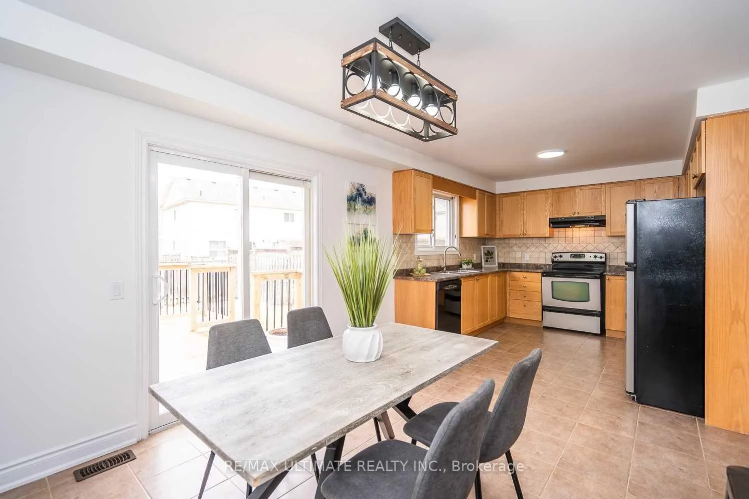 Photo 12 of 217 Marilyn Street, Shelburne — HOMEH