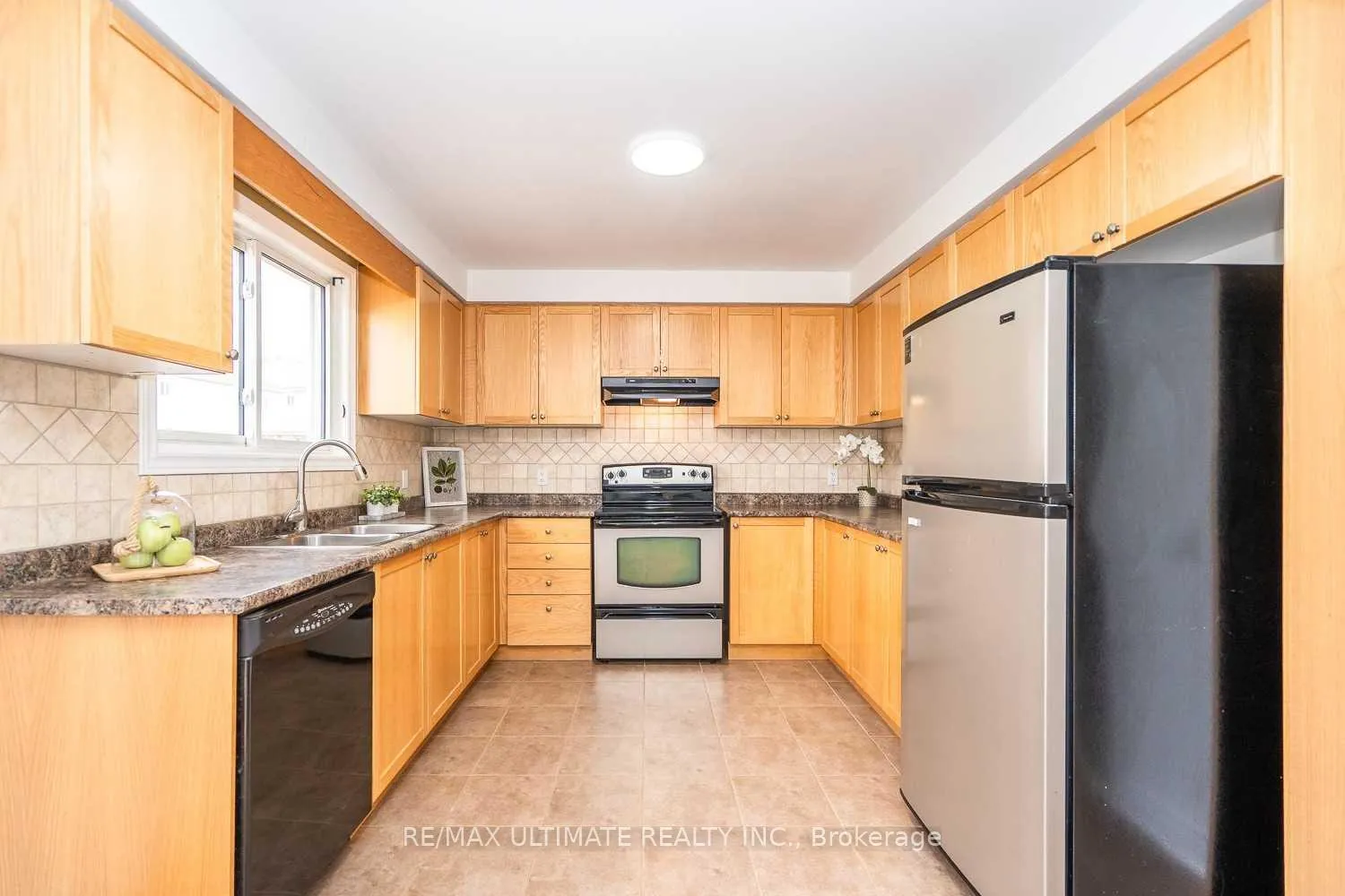 Photo 13 of 217 Marilyn Street, Shelburne — HOMEH