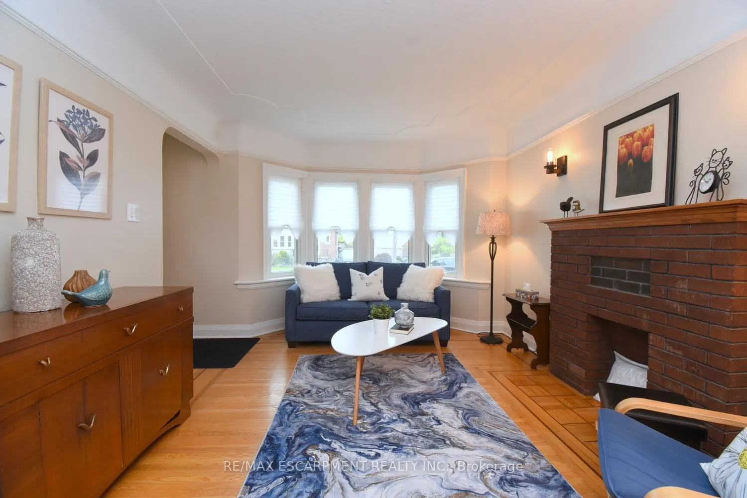 Photo 10 of 8 Norwood Road, Hamilton, Westdale — HOMEH