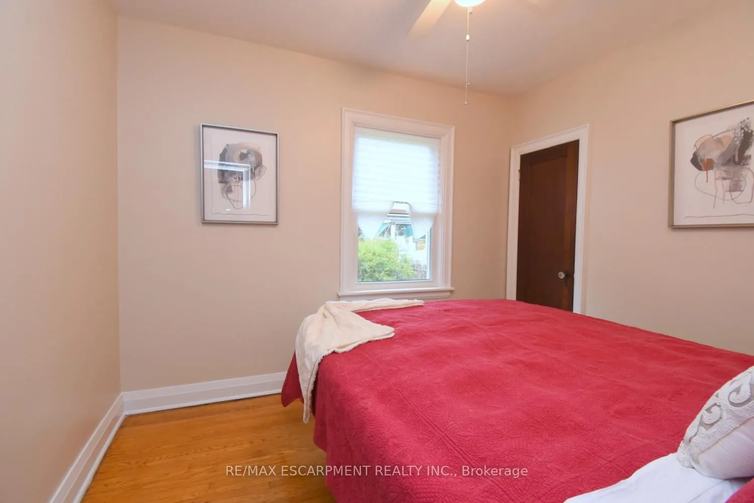 Photo 19 of 8 Norwood Road, Hamilton, Westdale — HOMEH