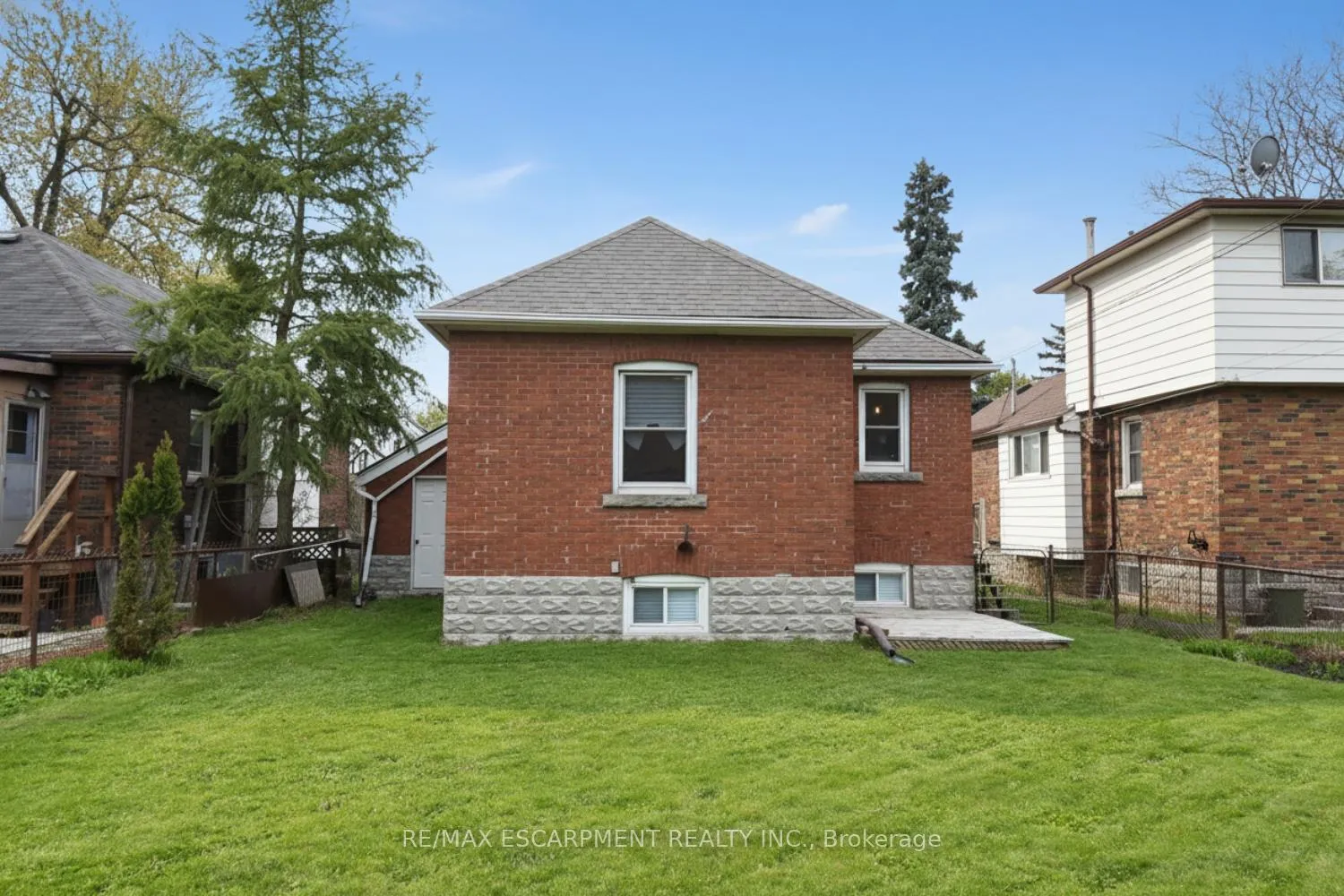Photo 30 of 8 Norwood Road, Hamilton, Westdale — HOMEH