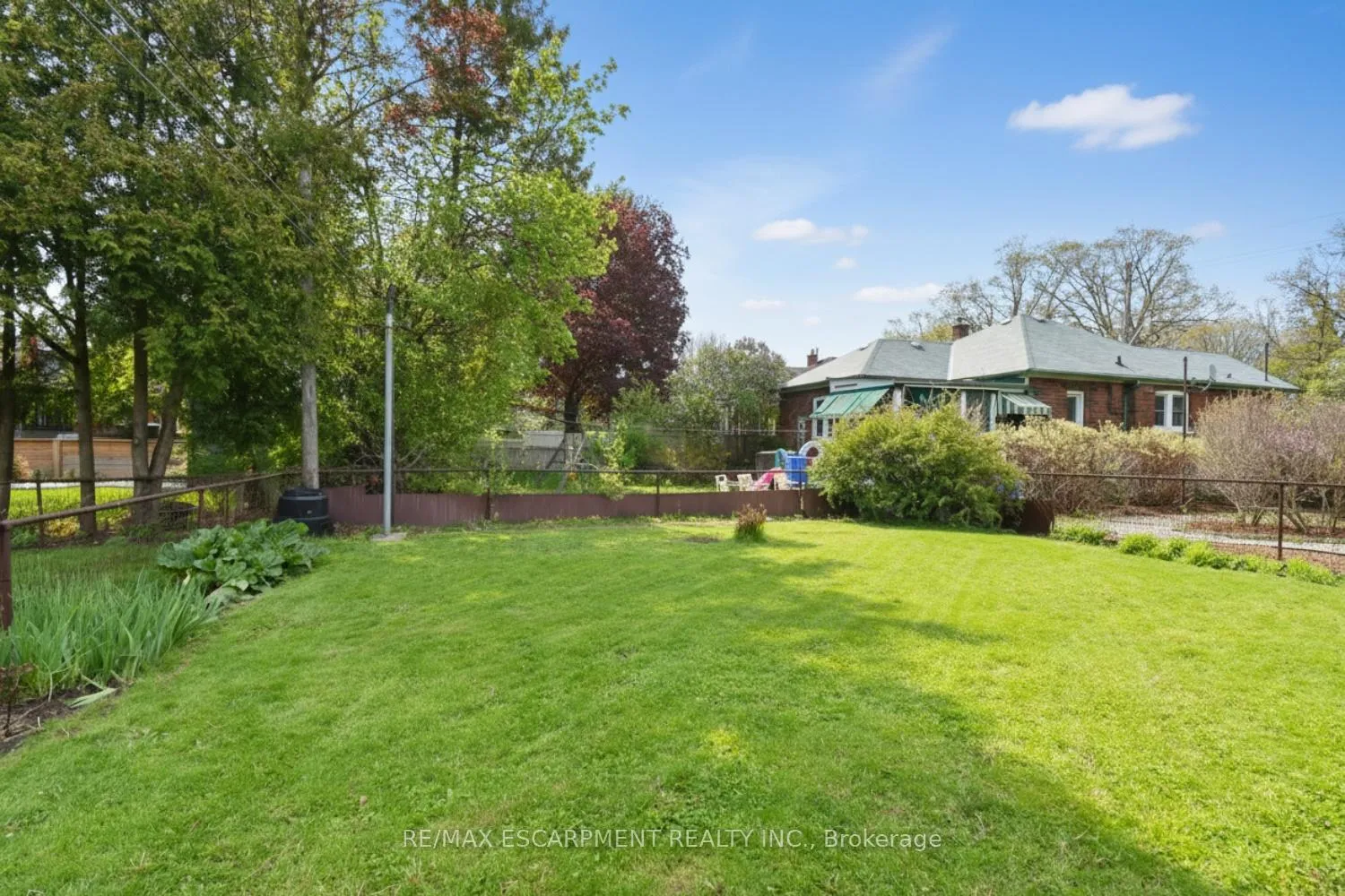 Photo 31 of 8 Norwood Road, Hamilton, Westdale — HOMEH