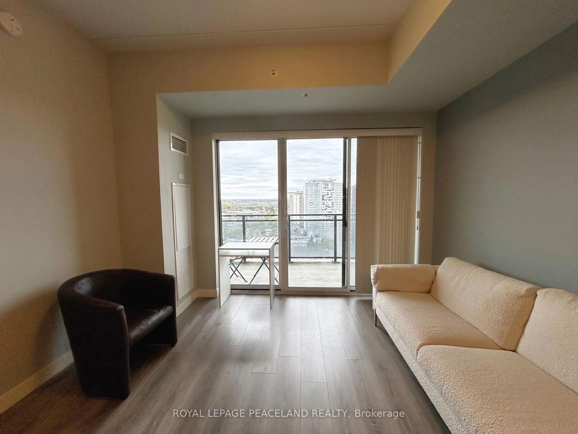 Photo 2 of Unit 1906, 318 Spruce Street, Waterloo, Lakeshore Village — HOMEH