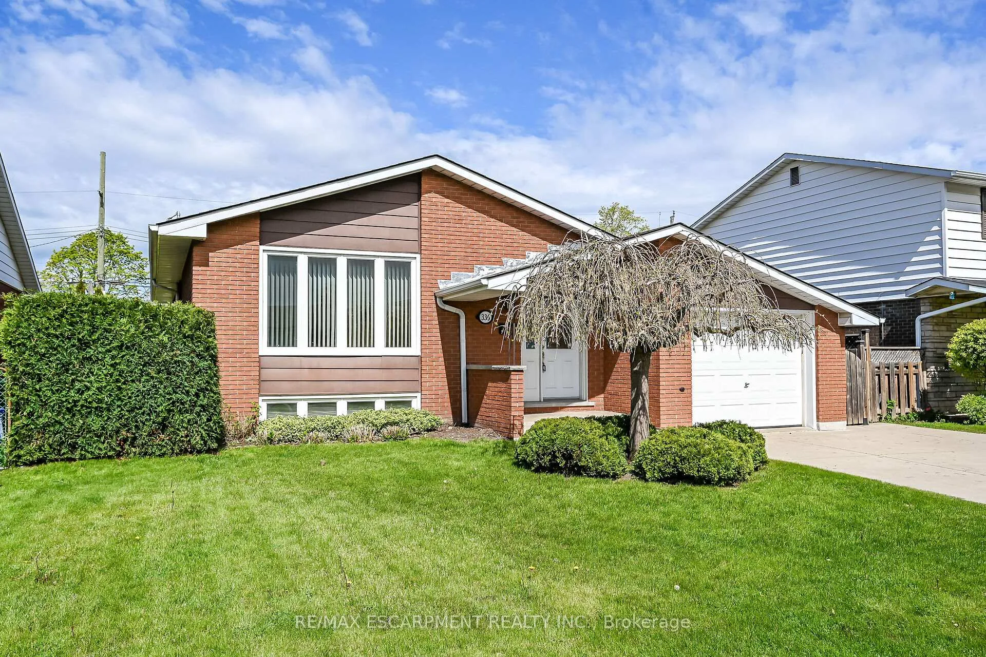 Photo 2 of 336 Montmorency Drive, Hamilton, Red Hill — HOMEH