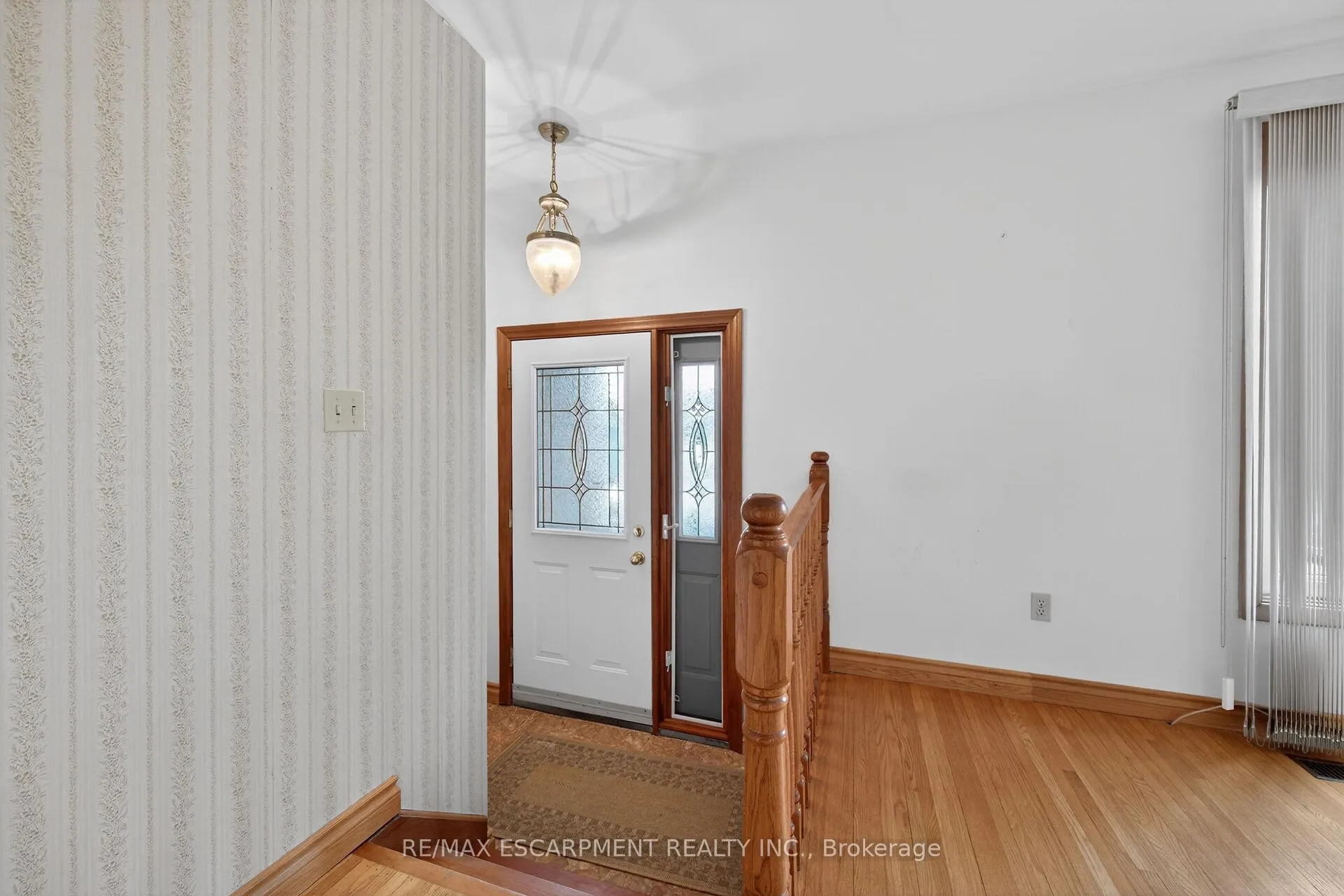 Photo 4 of 336 Montmorency Drive, Hamilton, Red Hill — HOMEH